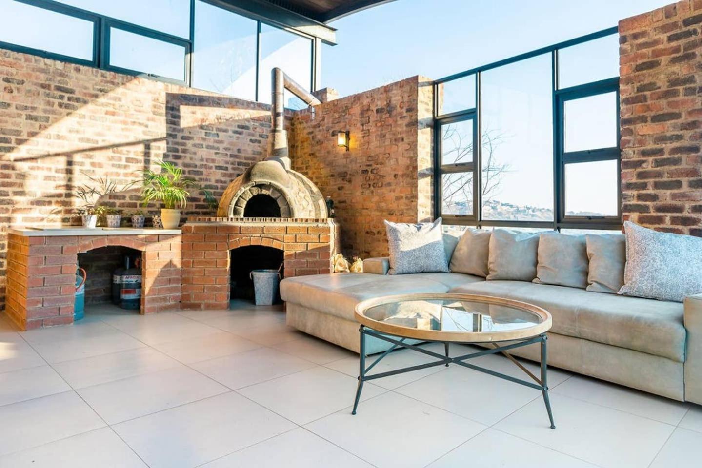 Northcliff Gap Guesthouse