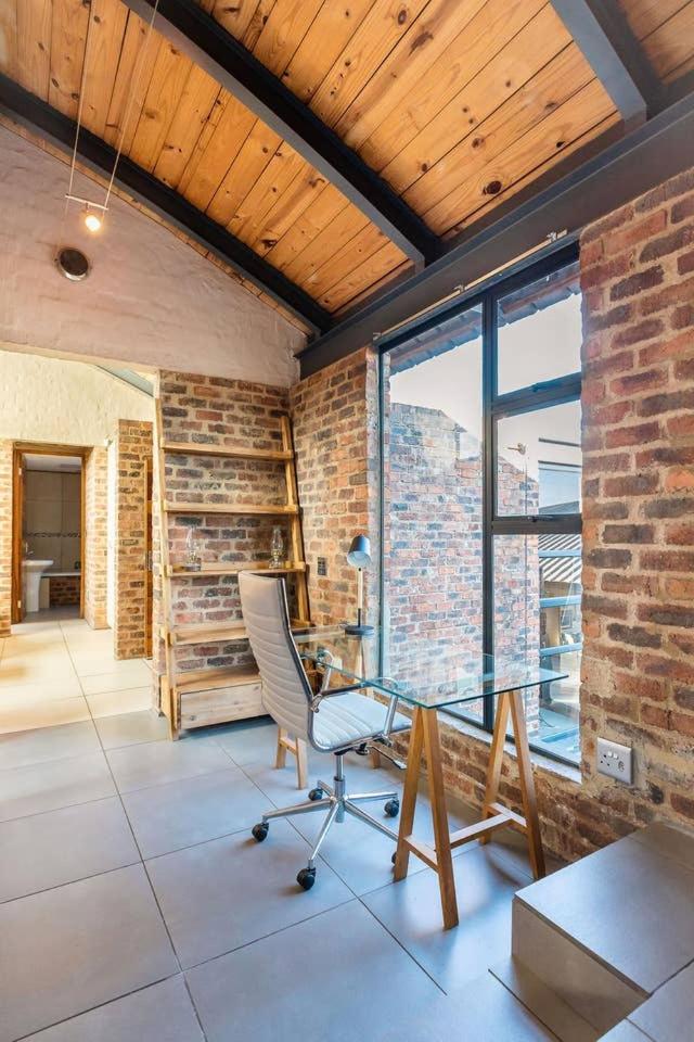 Northcliff Gap Guesthouse