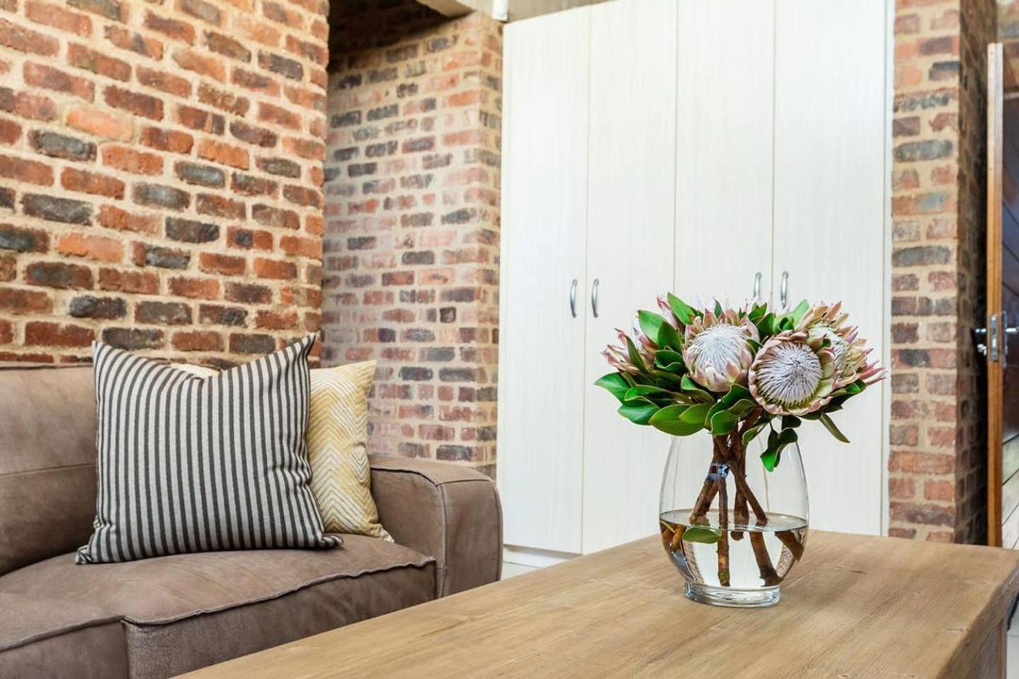 Northcliff Gap Guesthouse