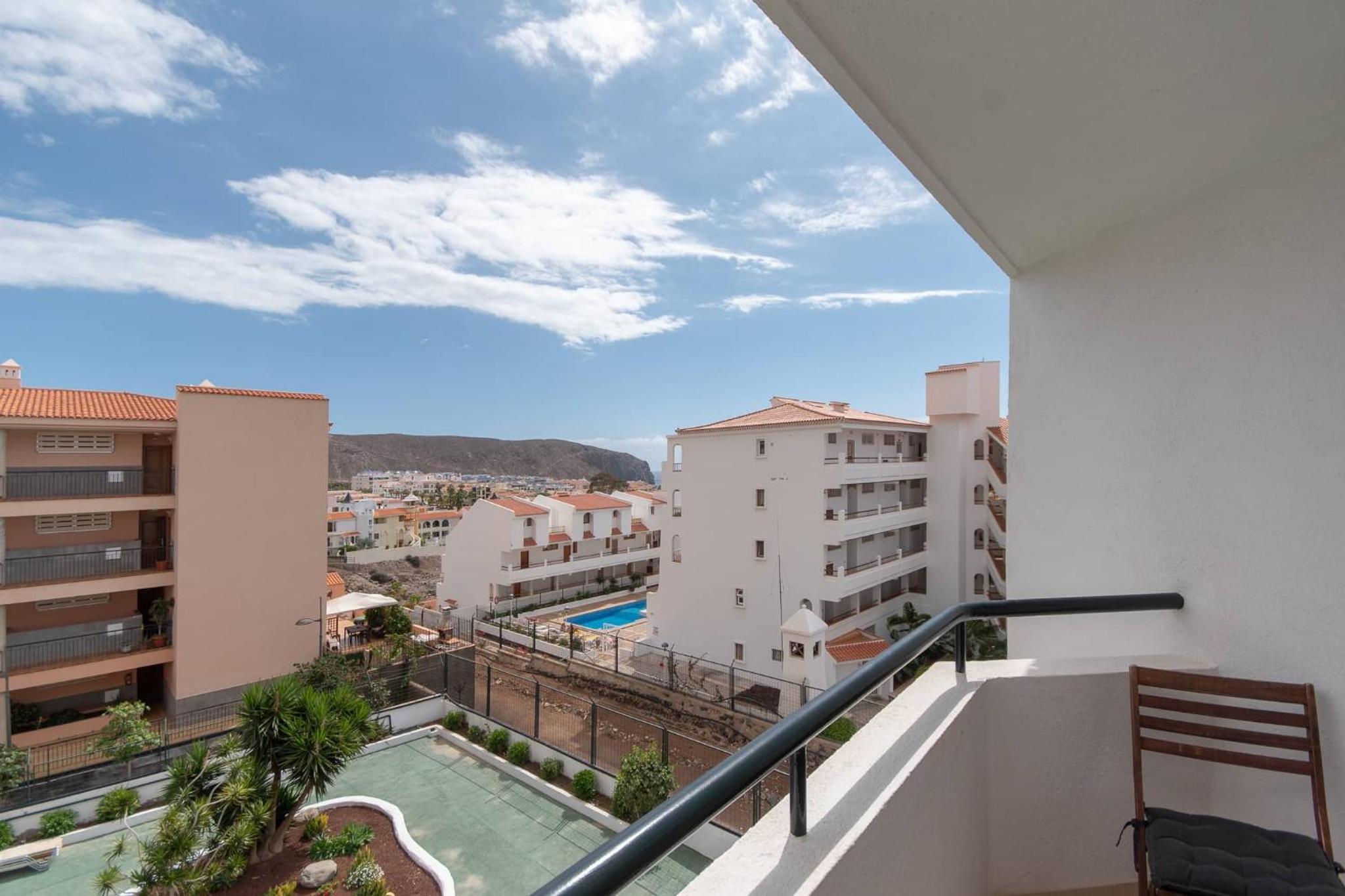 Great 2 beds apartment Los Cristianos view 5