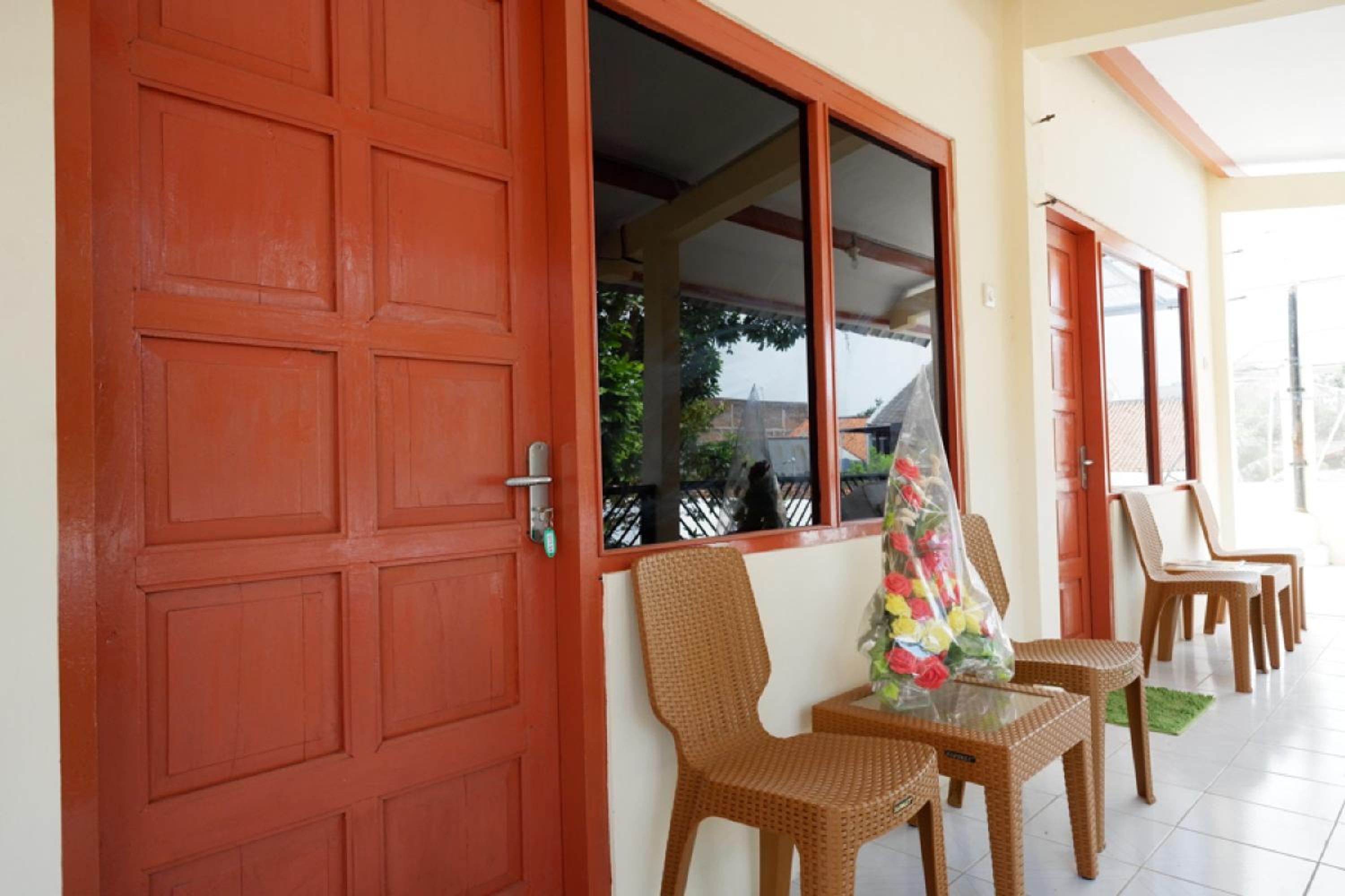 RedDoorz Syariah near Alun Alun Purwokerto view 4