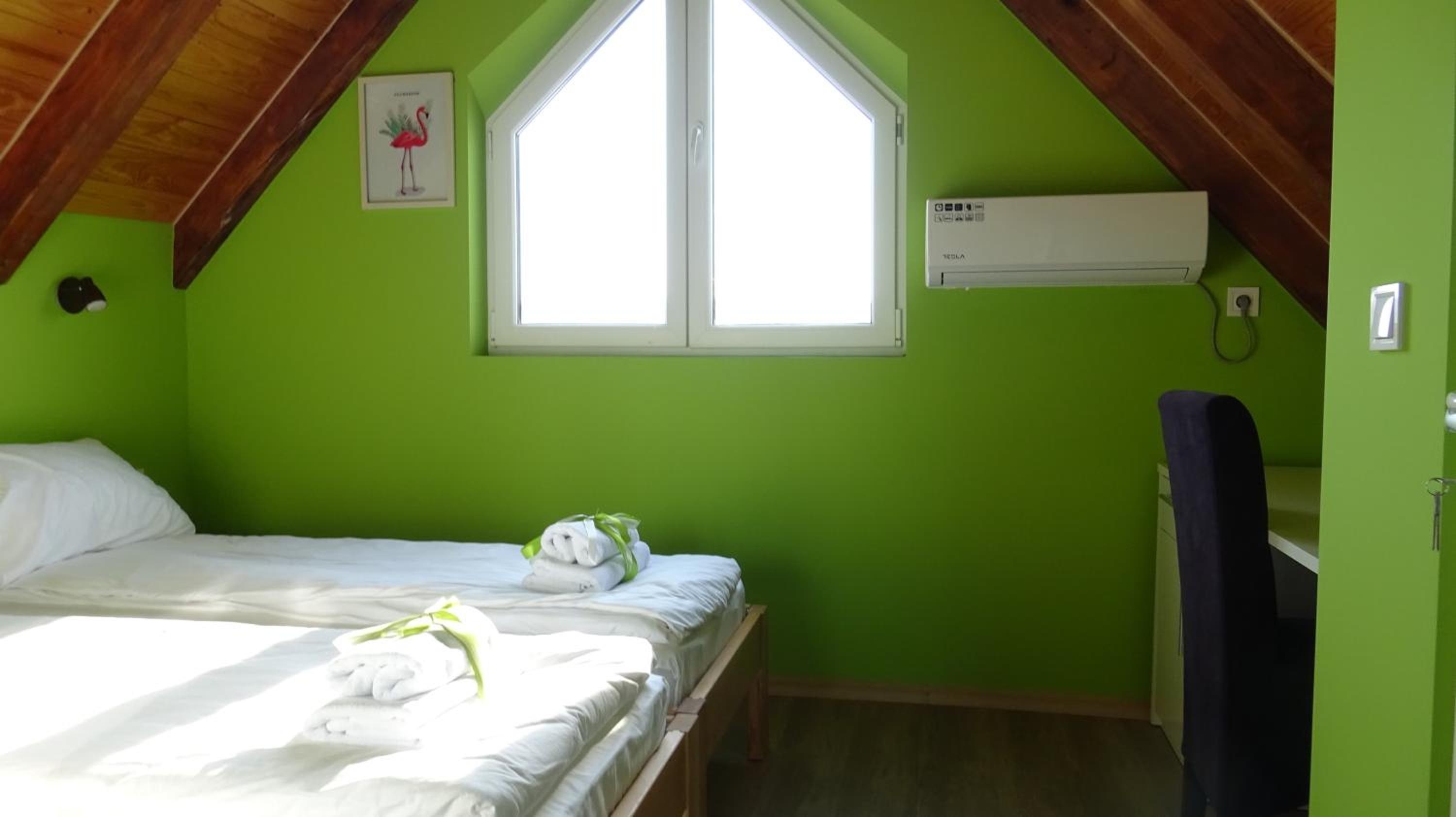 Photo 48