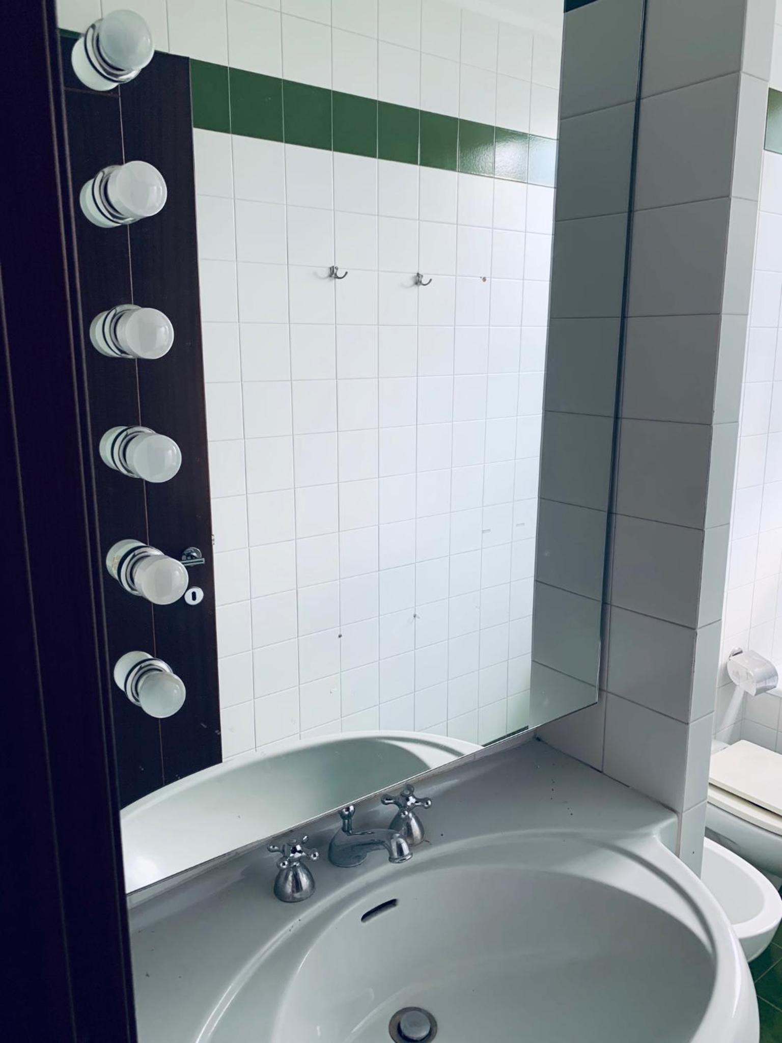 whouse luxury universita'