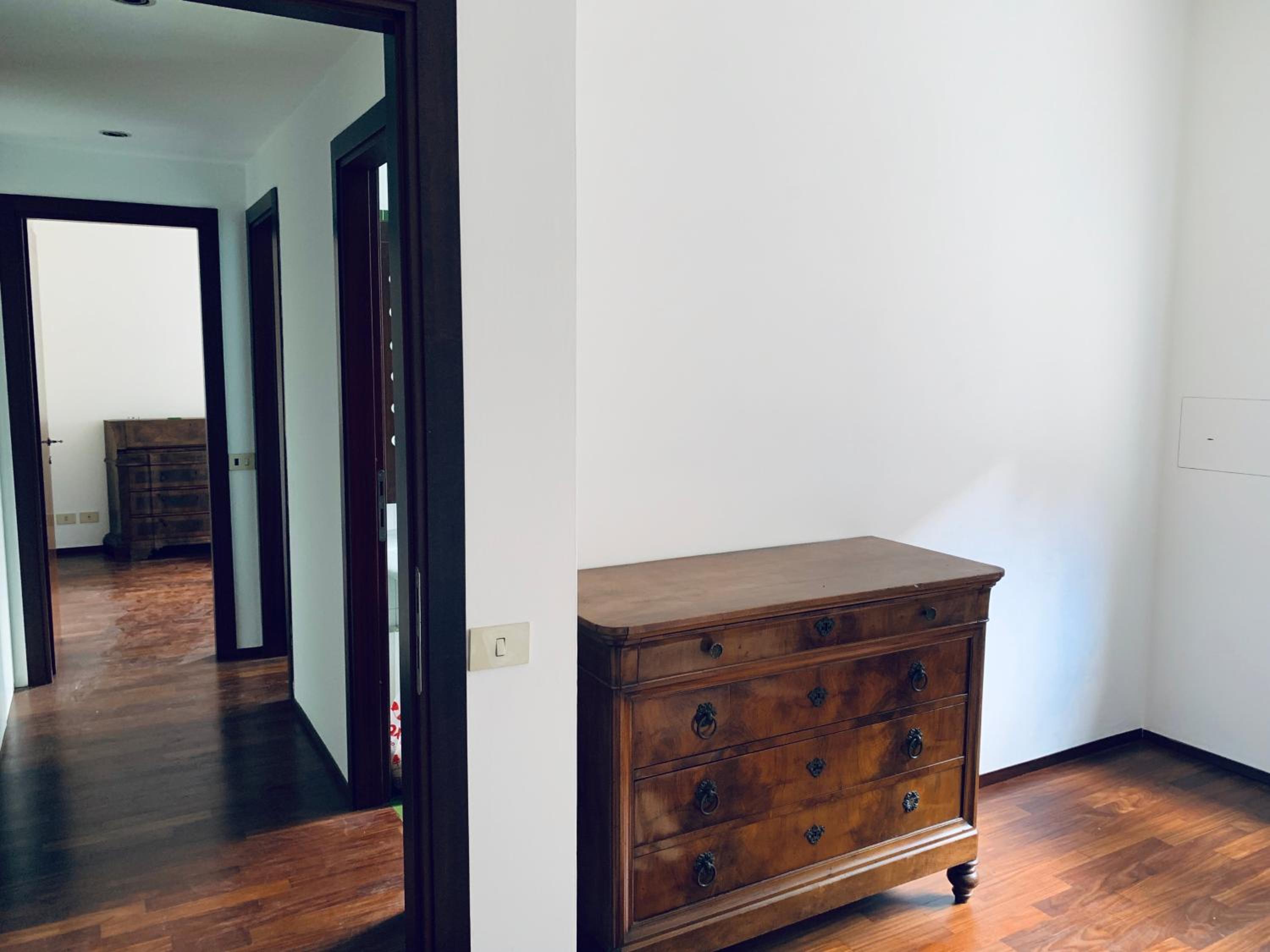 whouse luxury universita'
