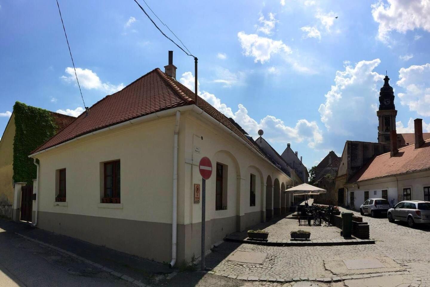 Árkádia Apartman