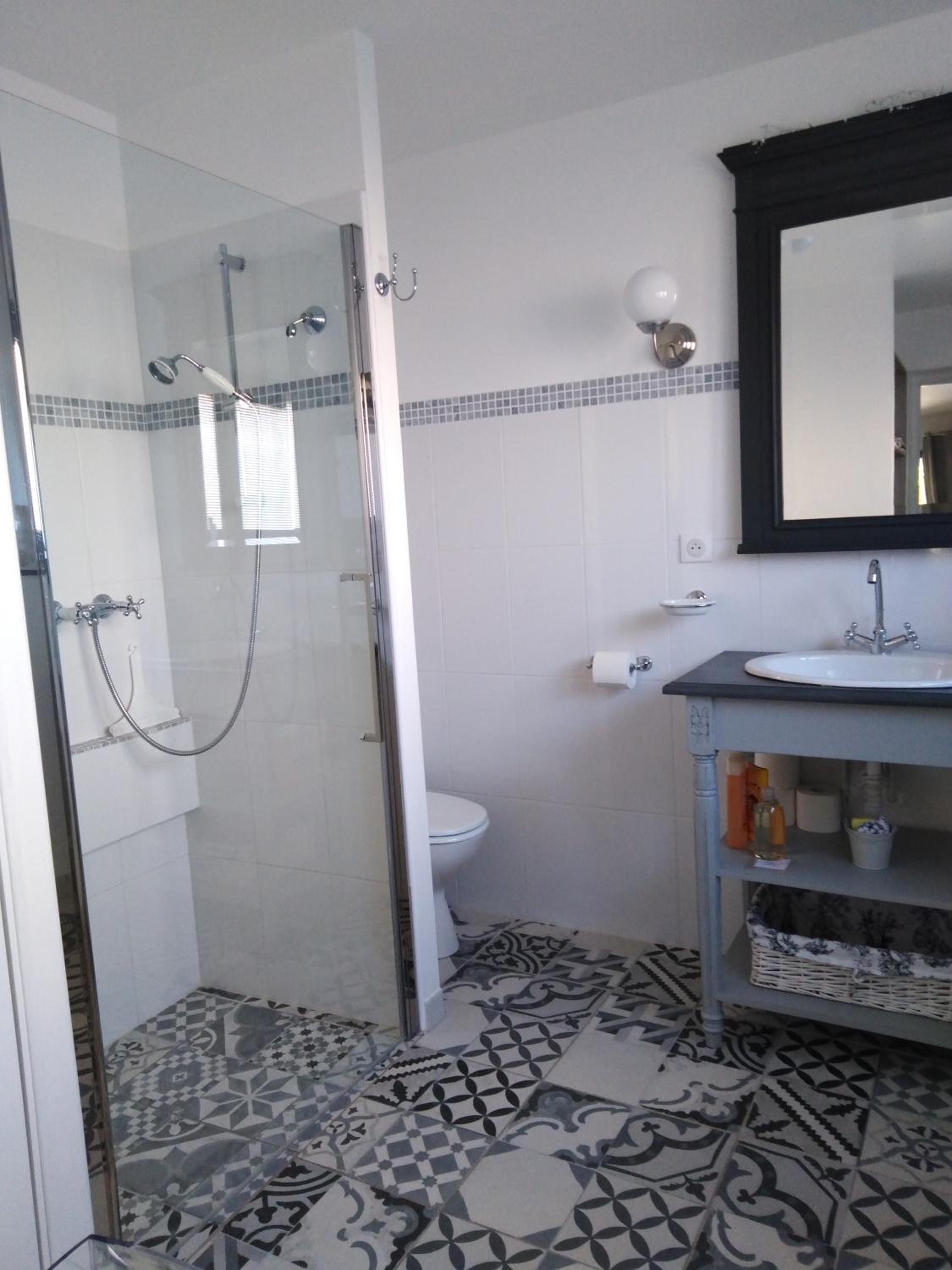 Photo 46