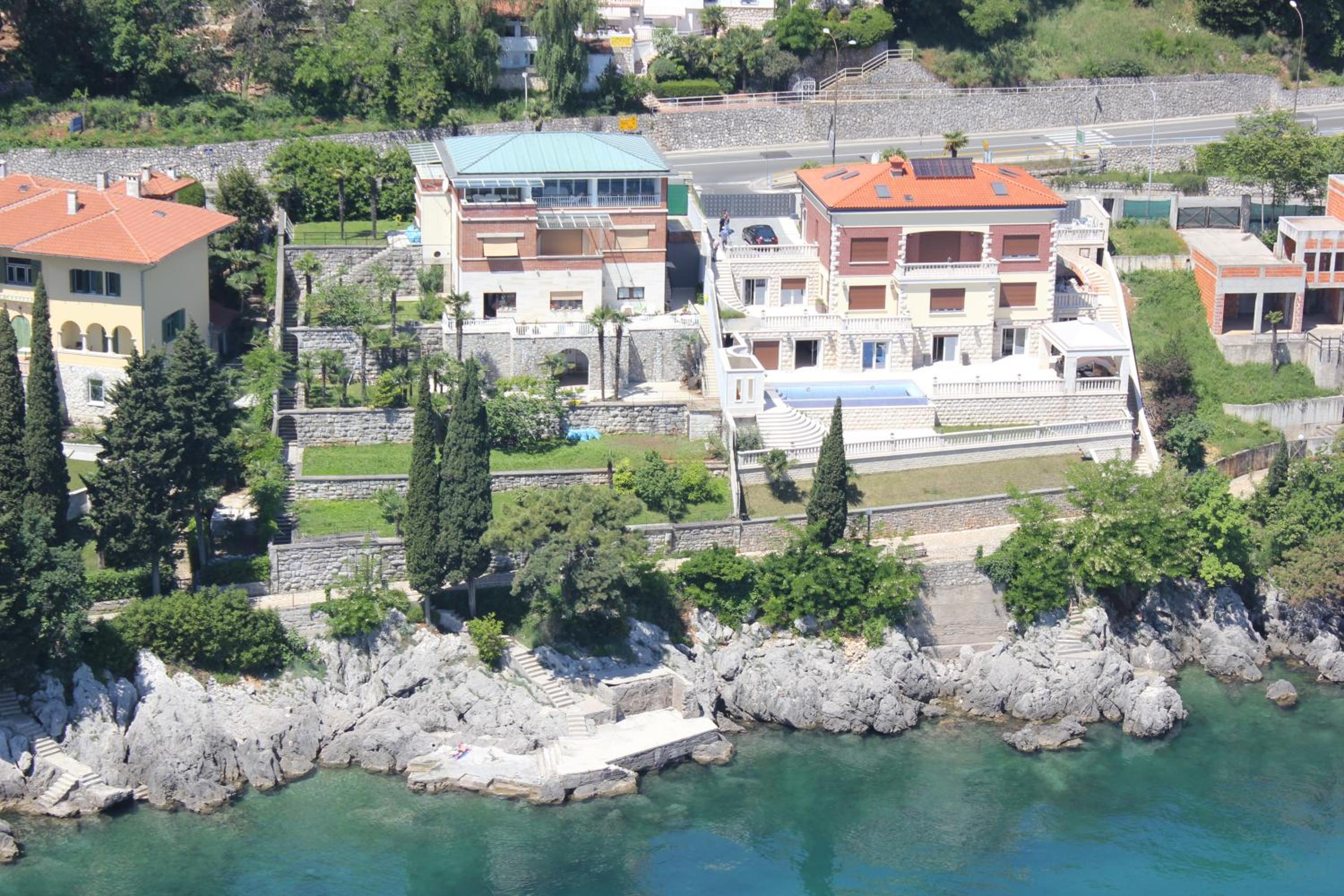 Hotel Villa Isabella - Luxury with style right next to the beach, private pool and sea view - Image 1