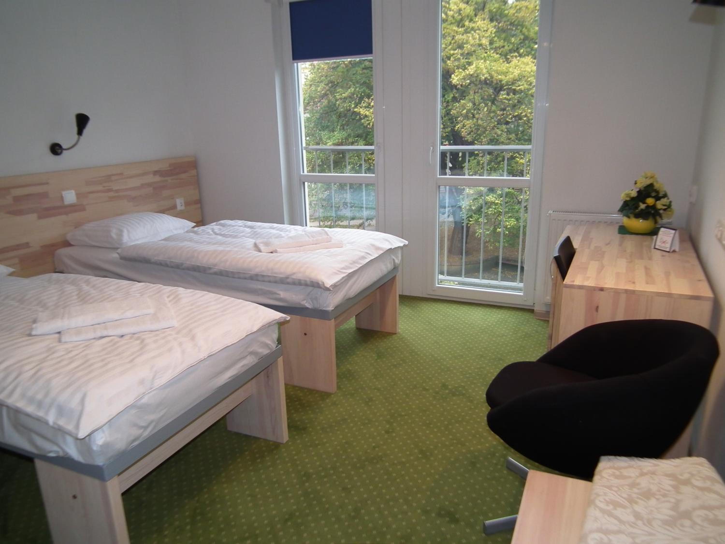 Photo 12
