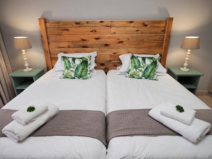 Hazyview Vacations - Poinsettia family Cottage - Property Image 34