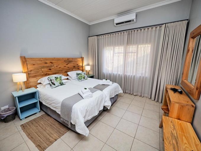 Hazyview Vacations - Poinsettia family Cottage - Property Image 45