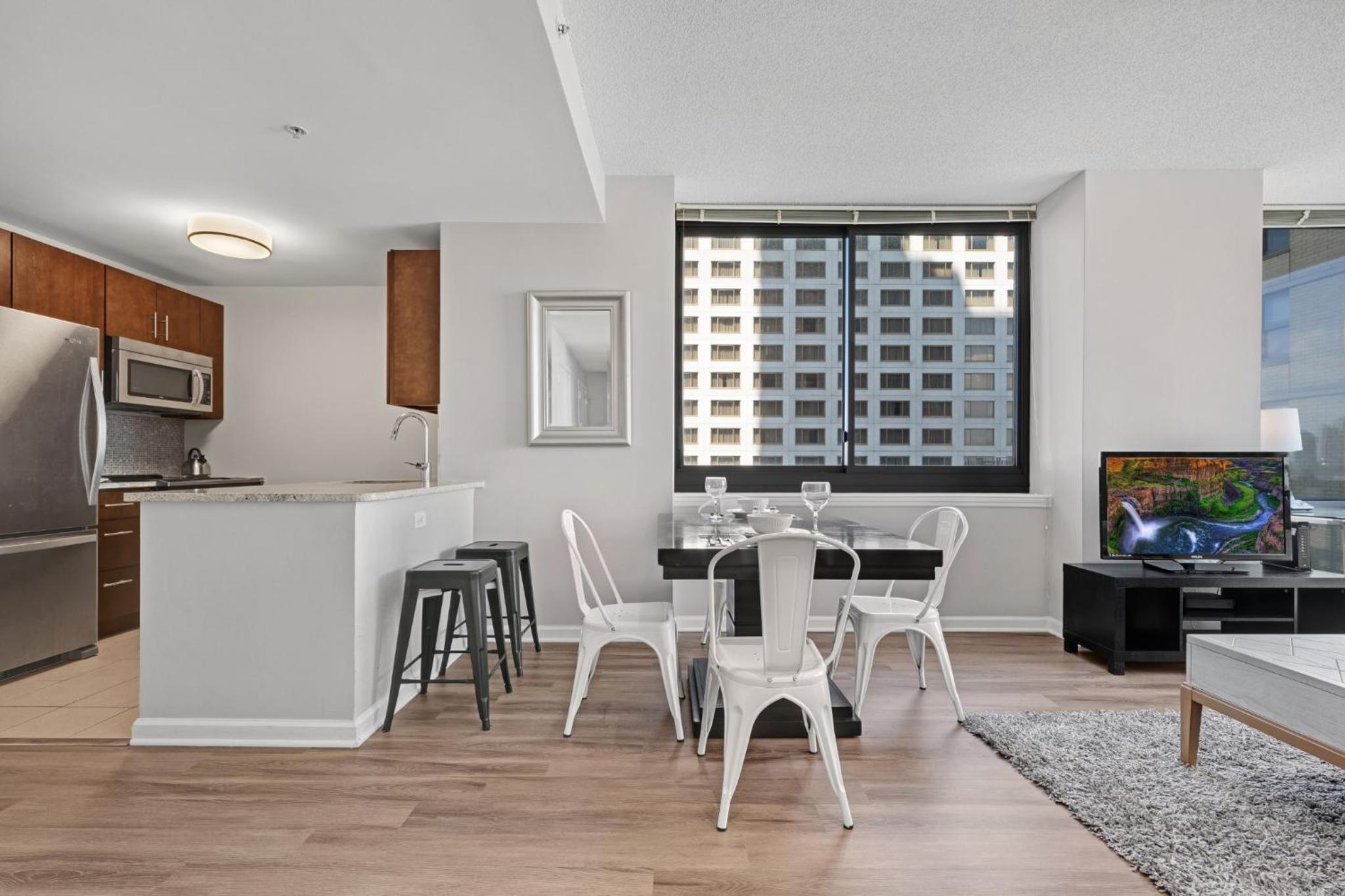 Global Luxury Suites Downtown Jersey City