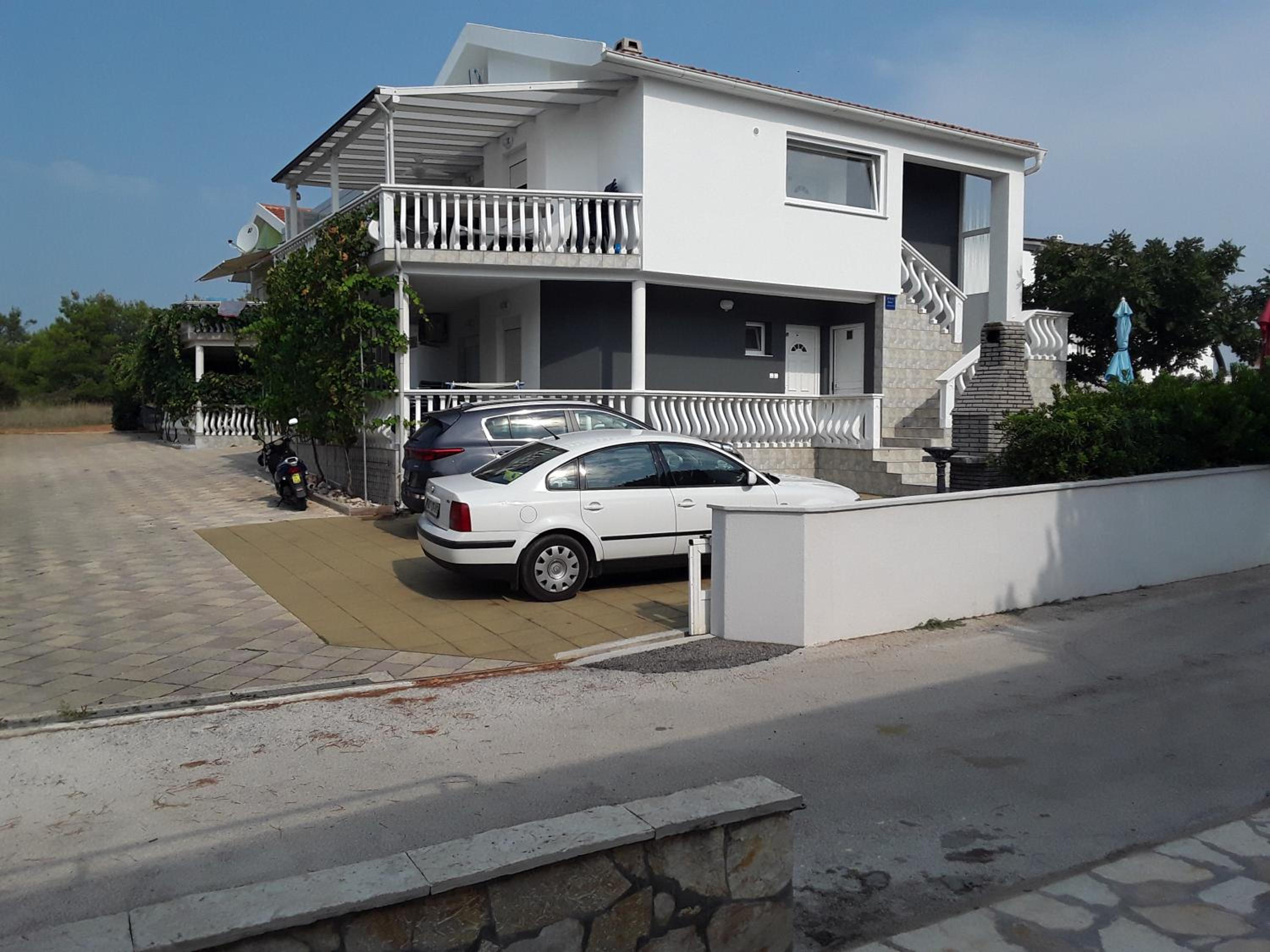 Apartmani Mimi Vir