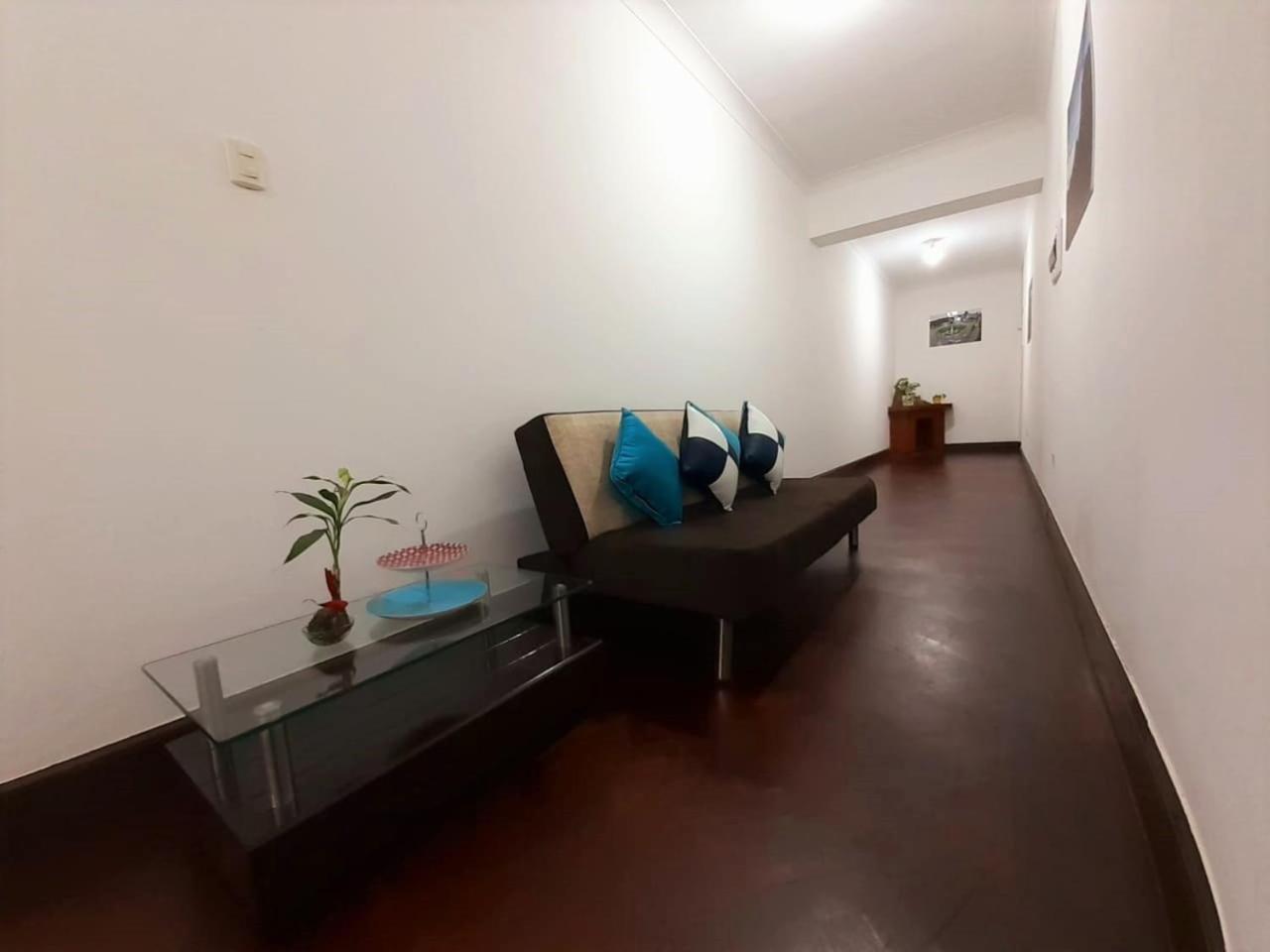 APARTMENT FOR GROUP Miraflores view 5