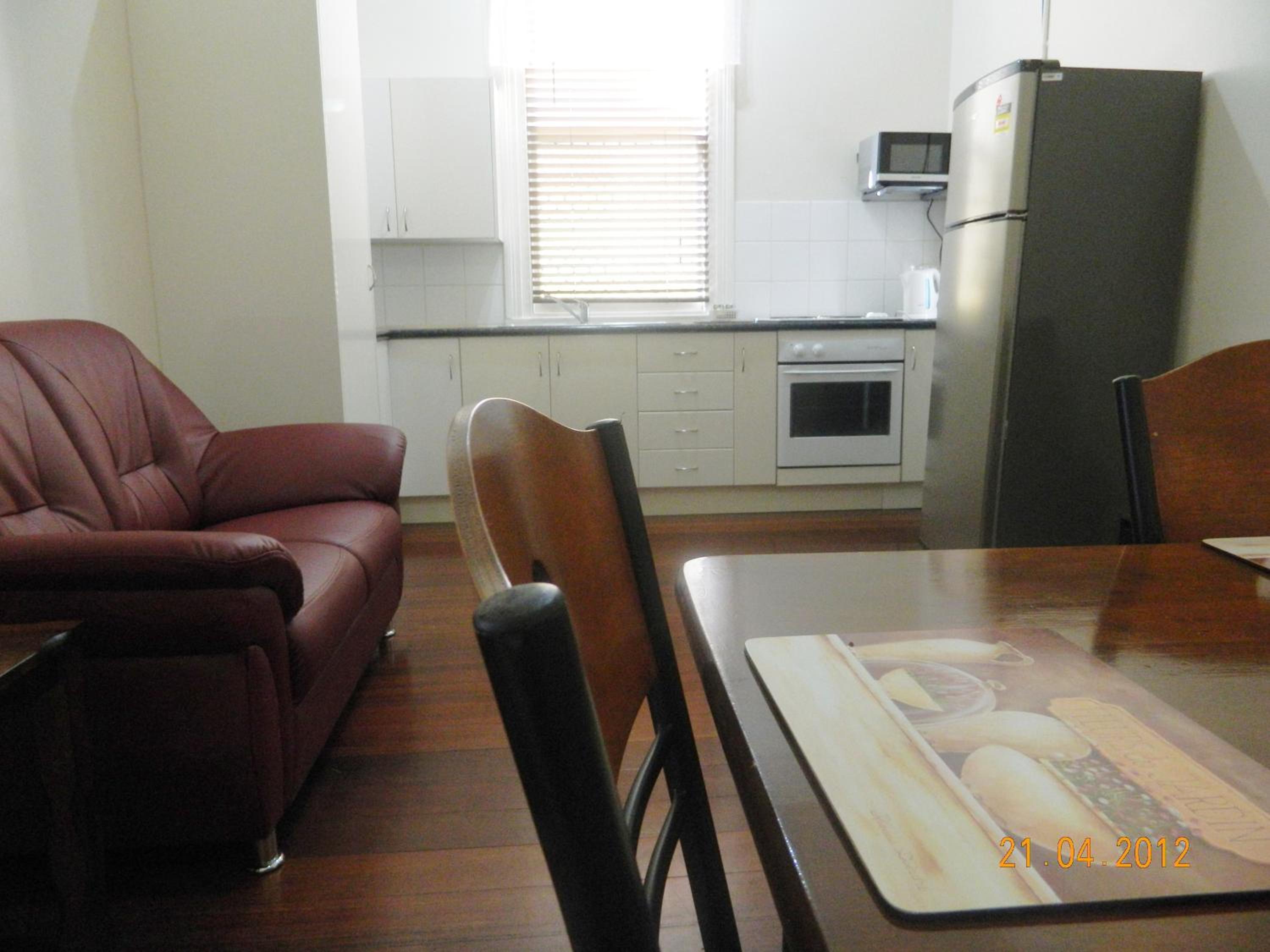 Photo 12
