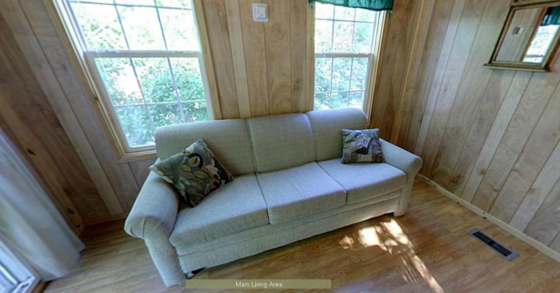 Round Top Premiere Cottage 6 view 5