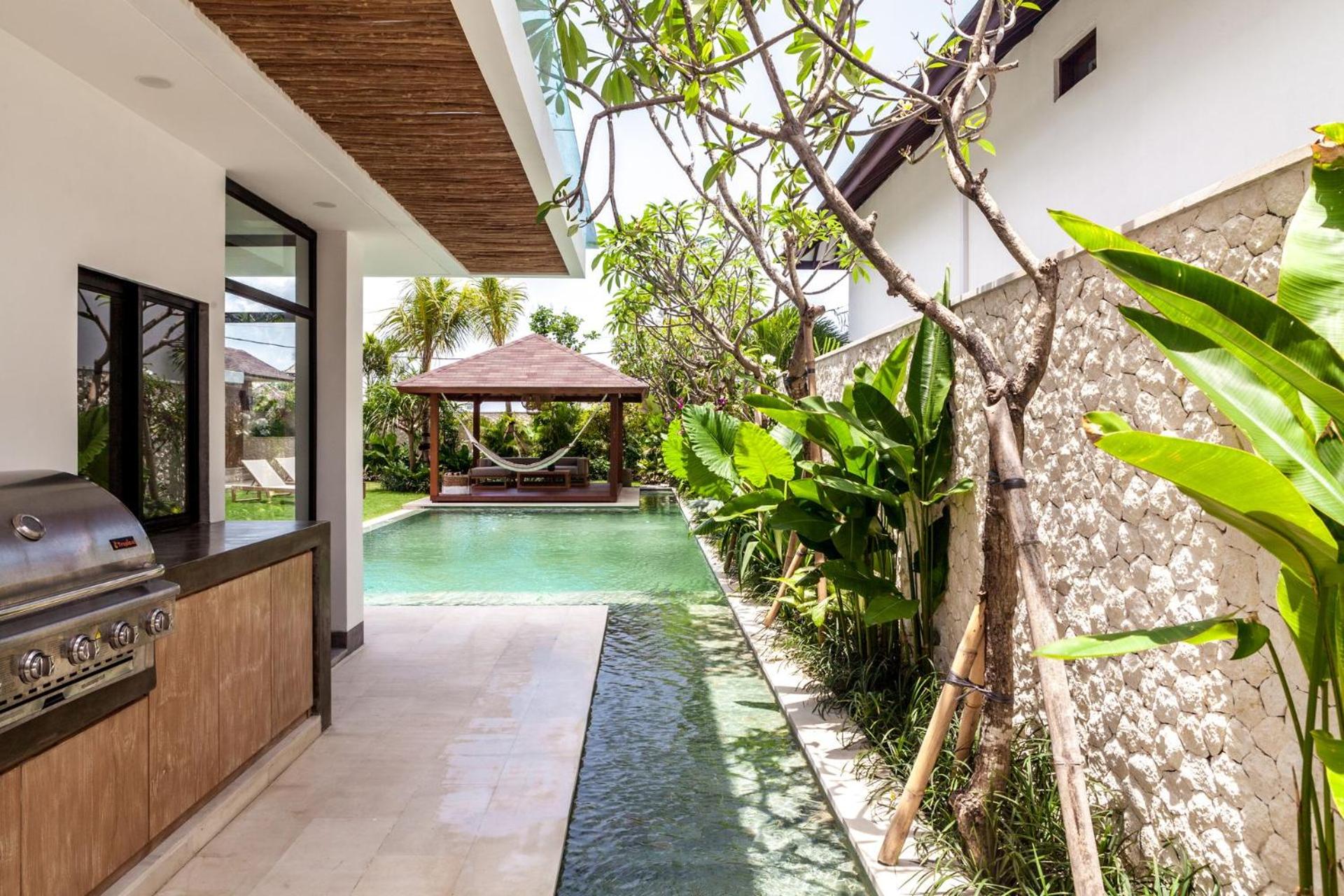 Villa Nonnavana - 12-minute walk to Batu Bolong Beach