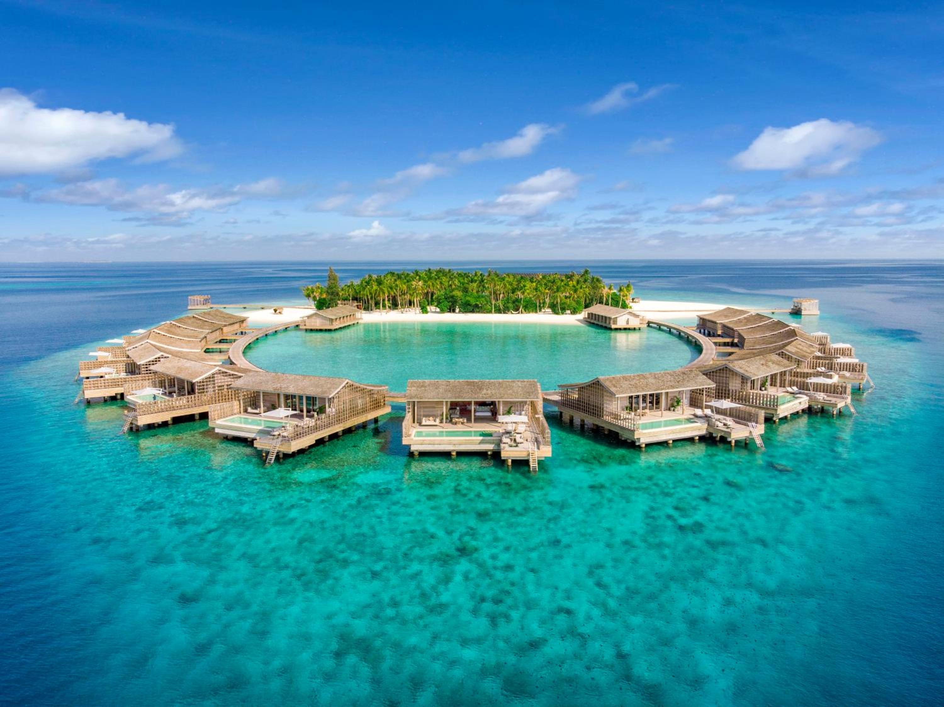 Hotel Kudadoo Maldives Private Island – Luxury All inclusive - Image 1