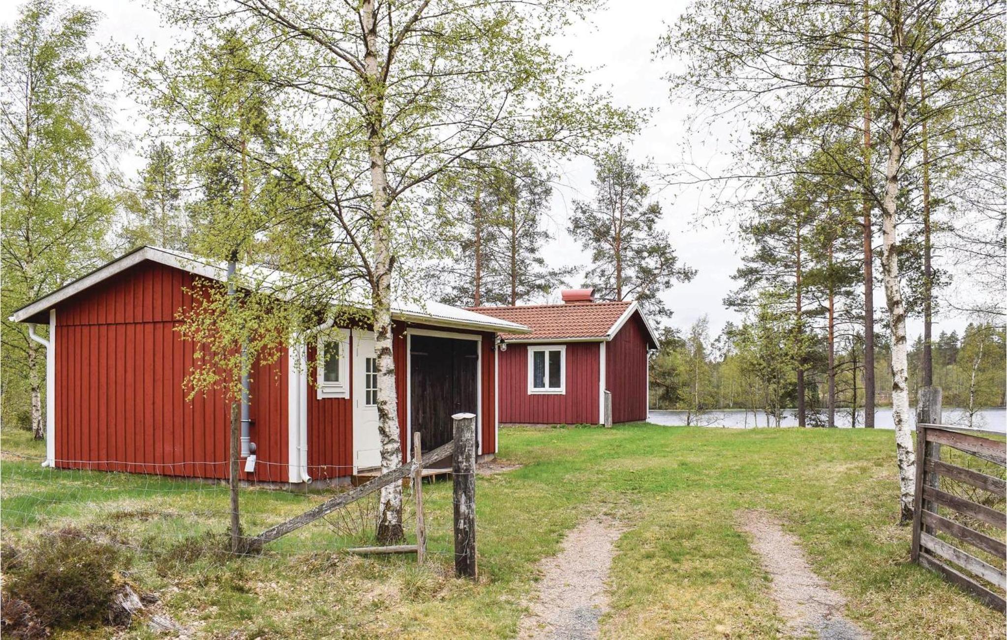 Cozy Home In Bodafors With Kitchen view 4