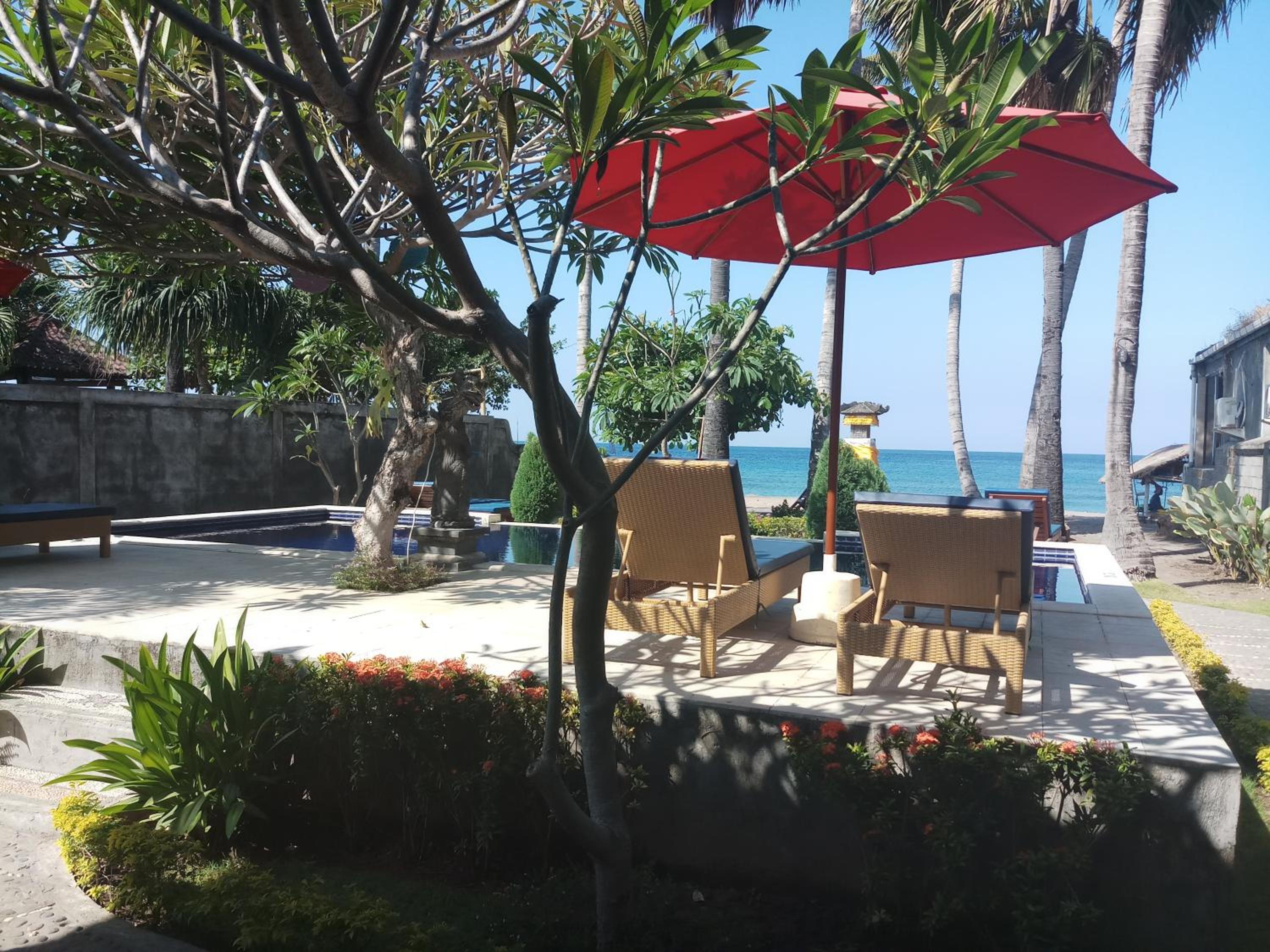 Bintang Beach Villa