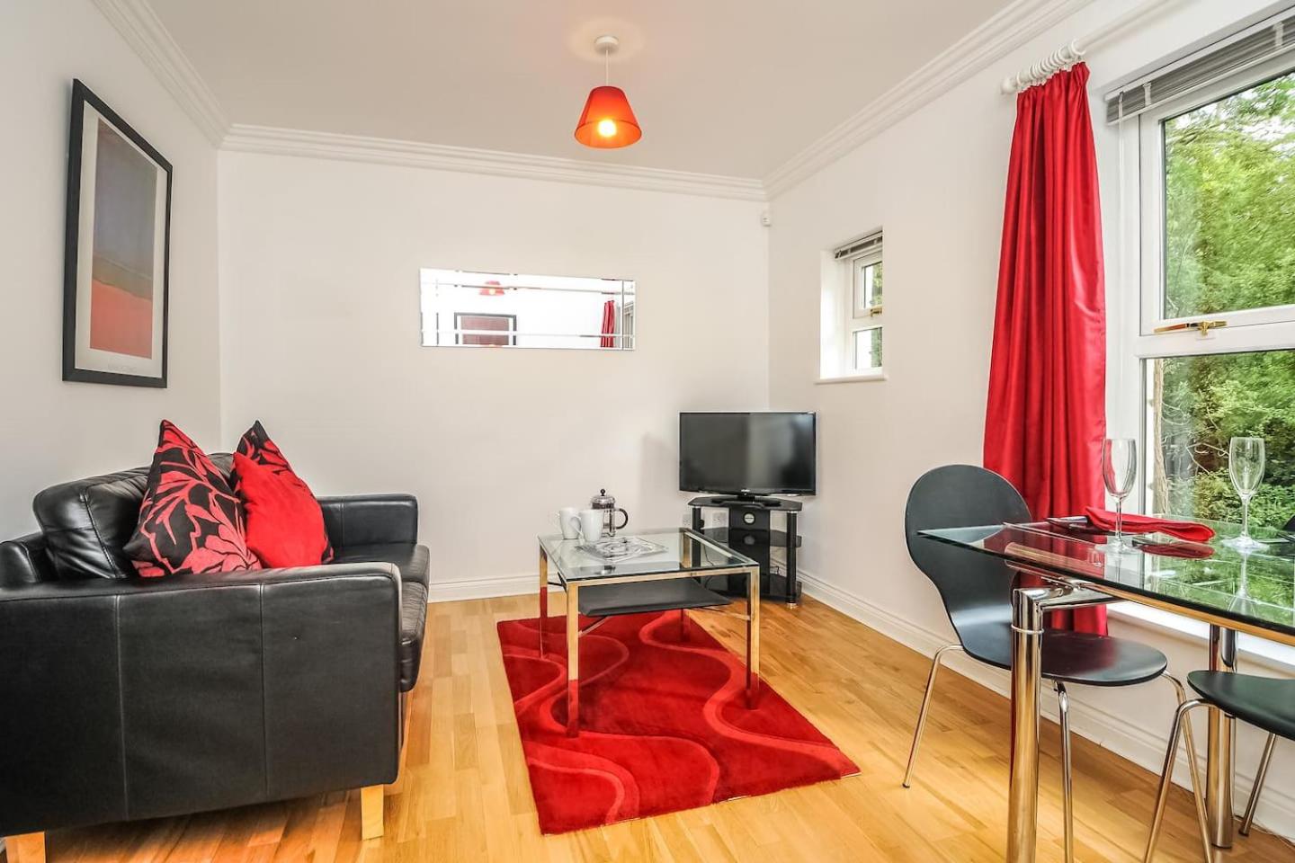 Two-bedroom apartment in city centre (oxttrr) view 4