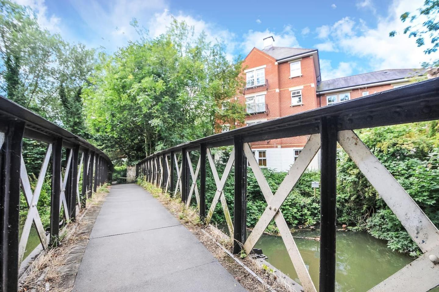 Two-bedroom apartment in city centre (oxttrr) view 3