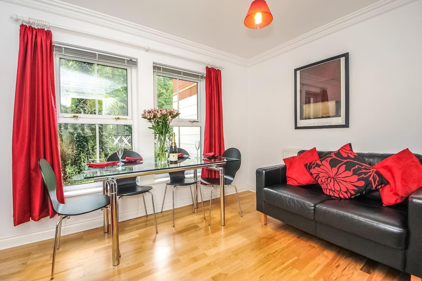 Two-bedroom apartment in city centre (oxttrr) view 5