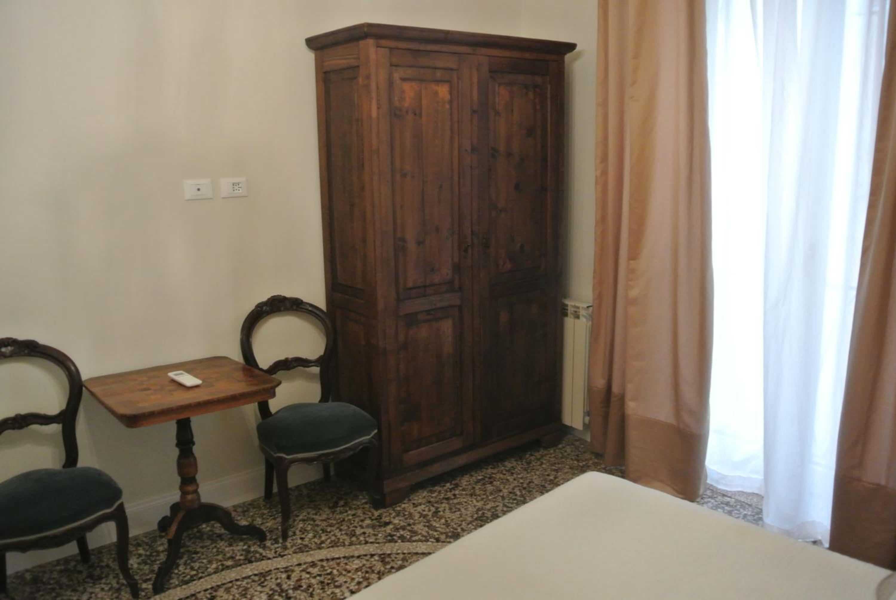 Palazzo Zecchino B&B