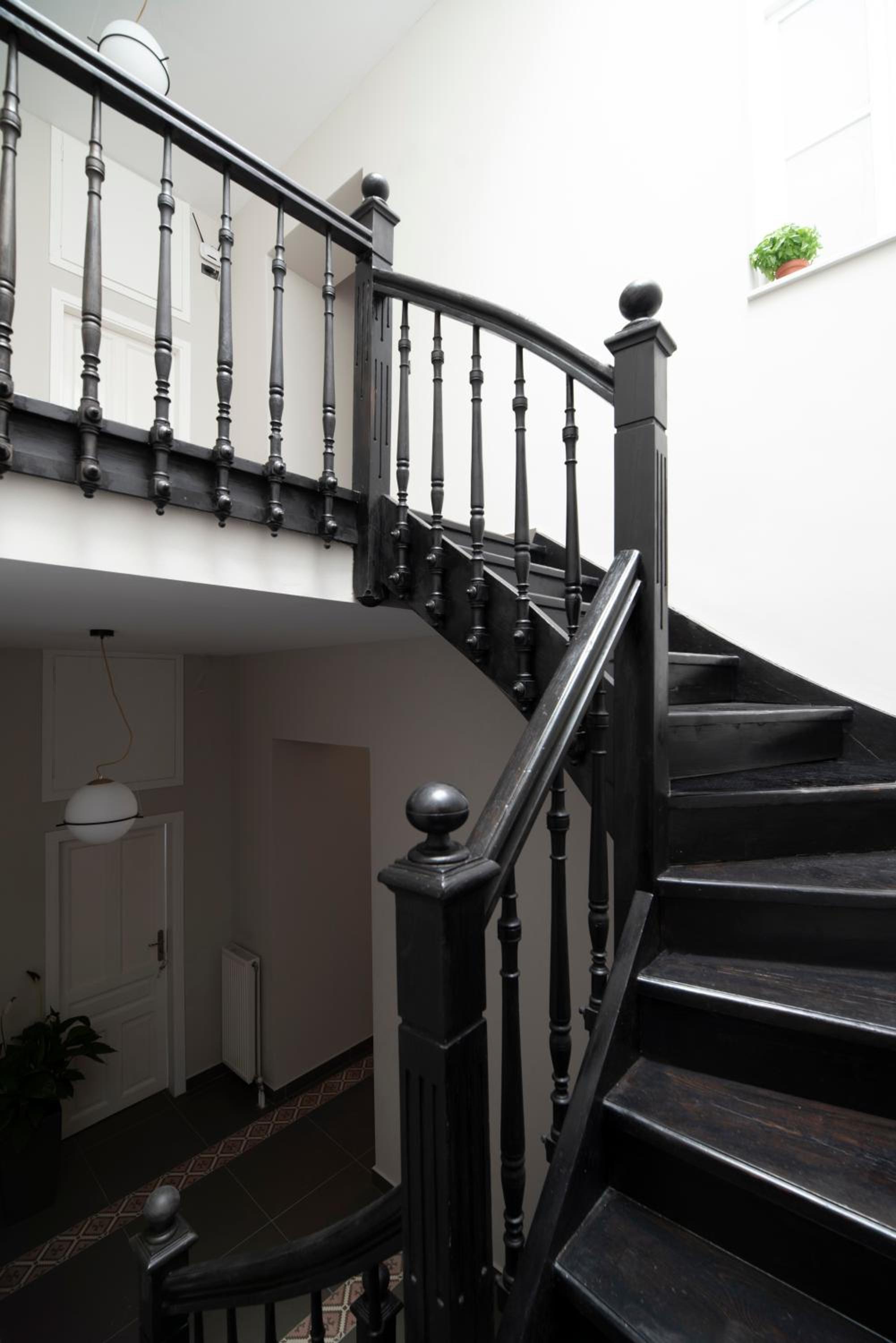 Plaka Arch Suites