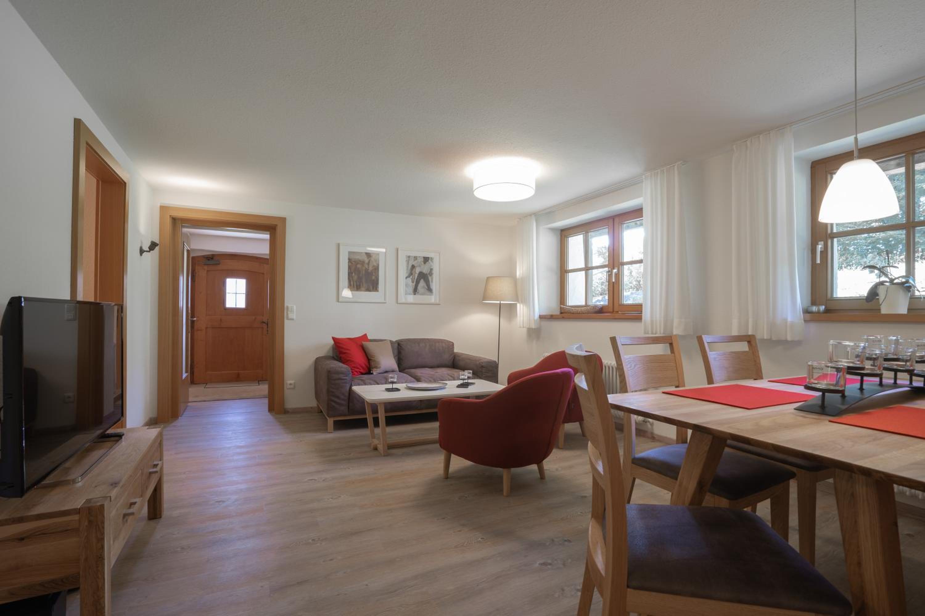 Ferienwohnungen Alpentraum - Landhaus Gutermann