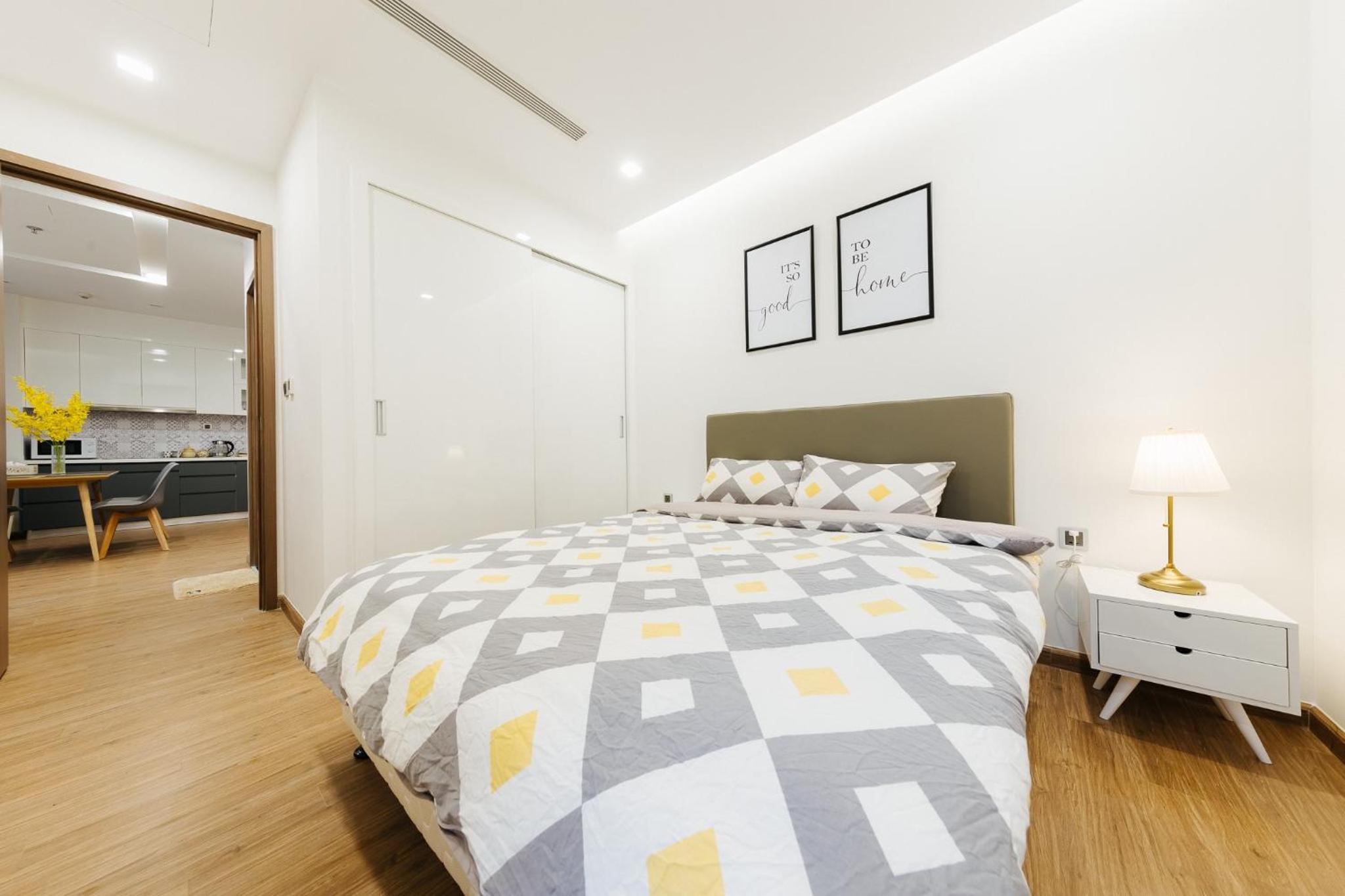 Serviced Apartment in Metropolis near Lotte and Daewoo Hanoi