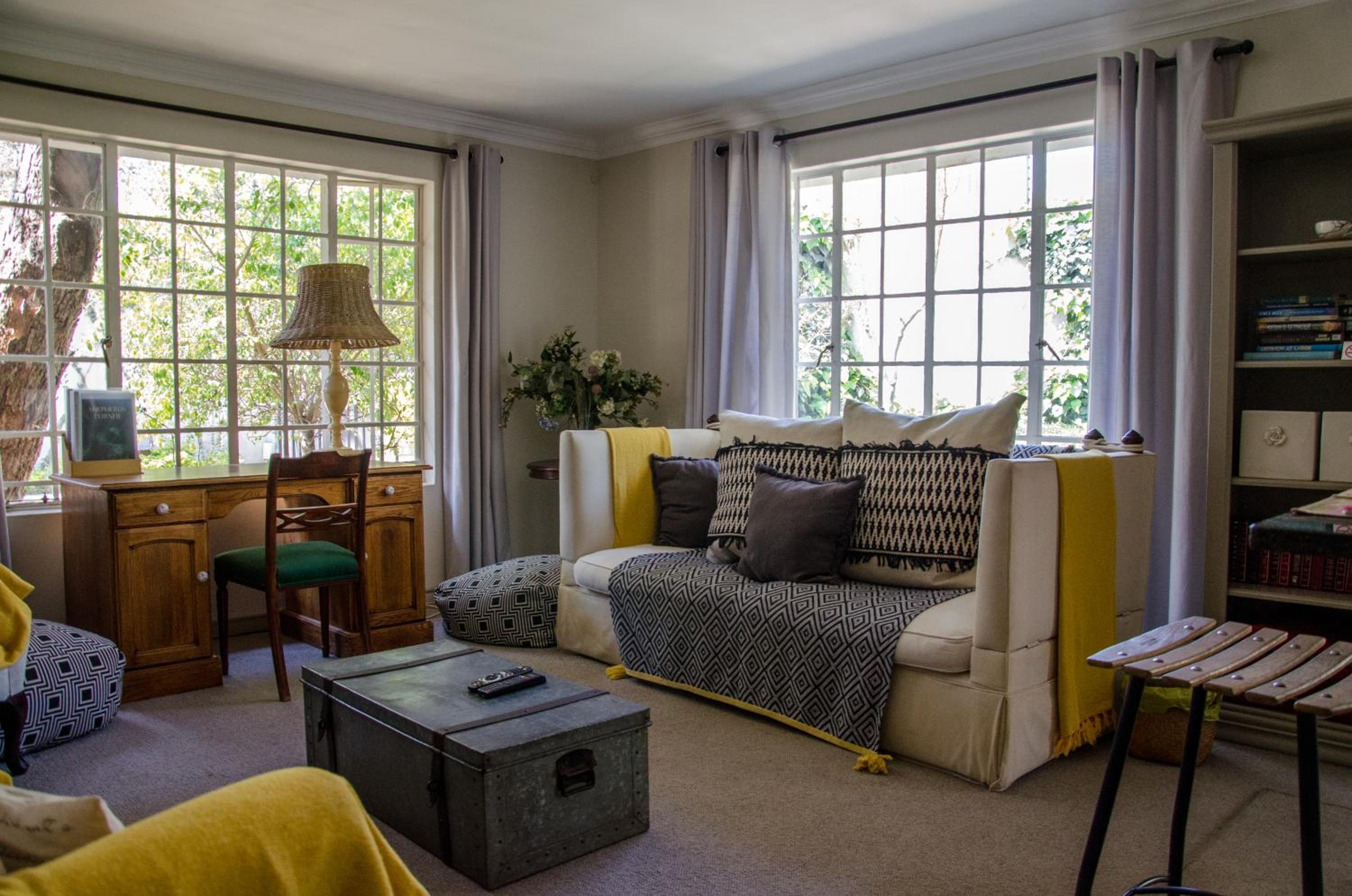 Shepherd's Corner Guest House - Tranquil Boutique Stay in Bryanston