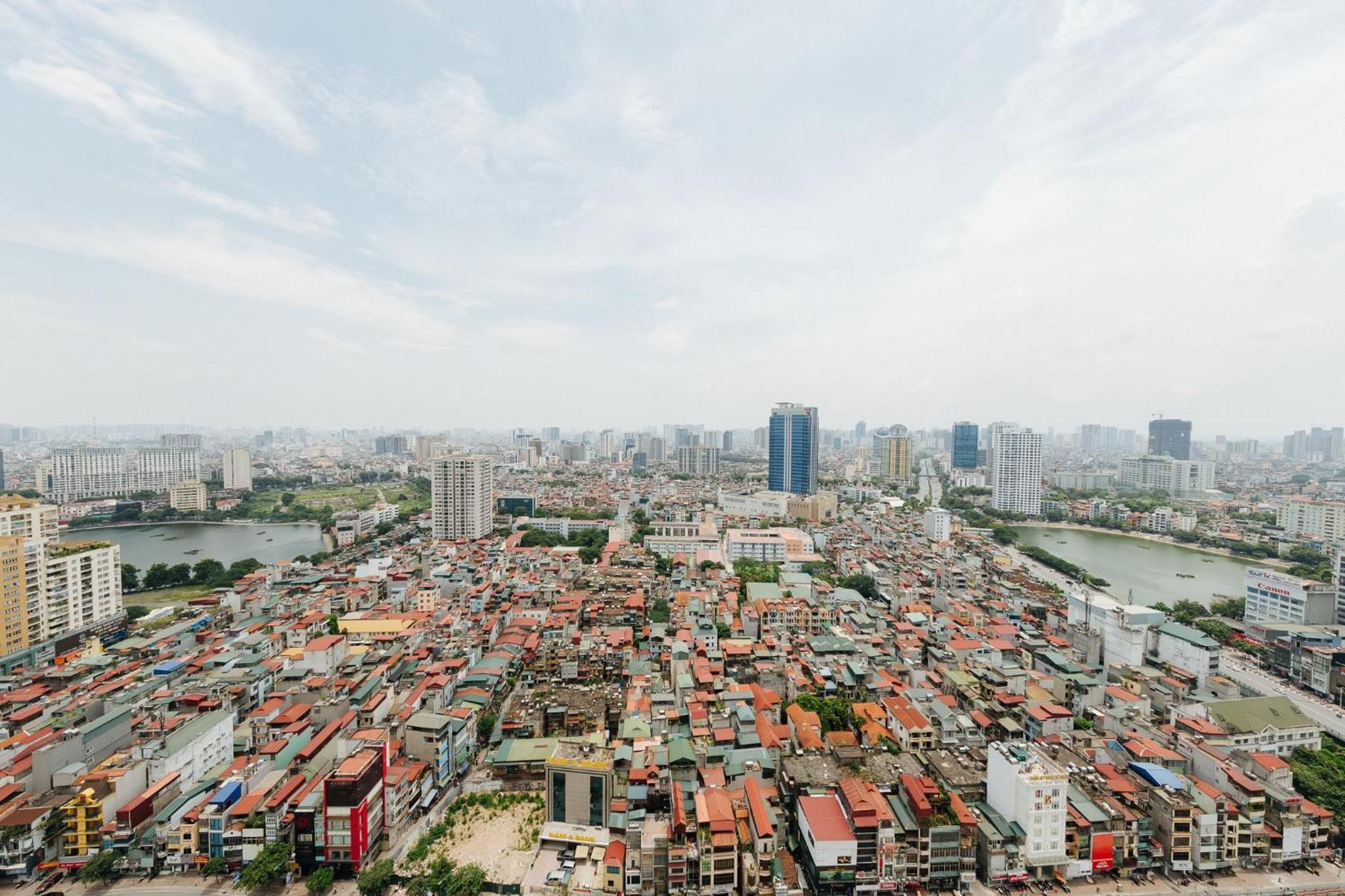 Sunshine Balcony Apartment in VINHOMES METROPOLIS near Lotte Hanoi