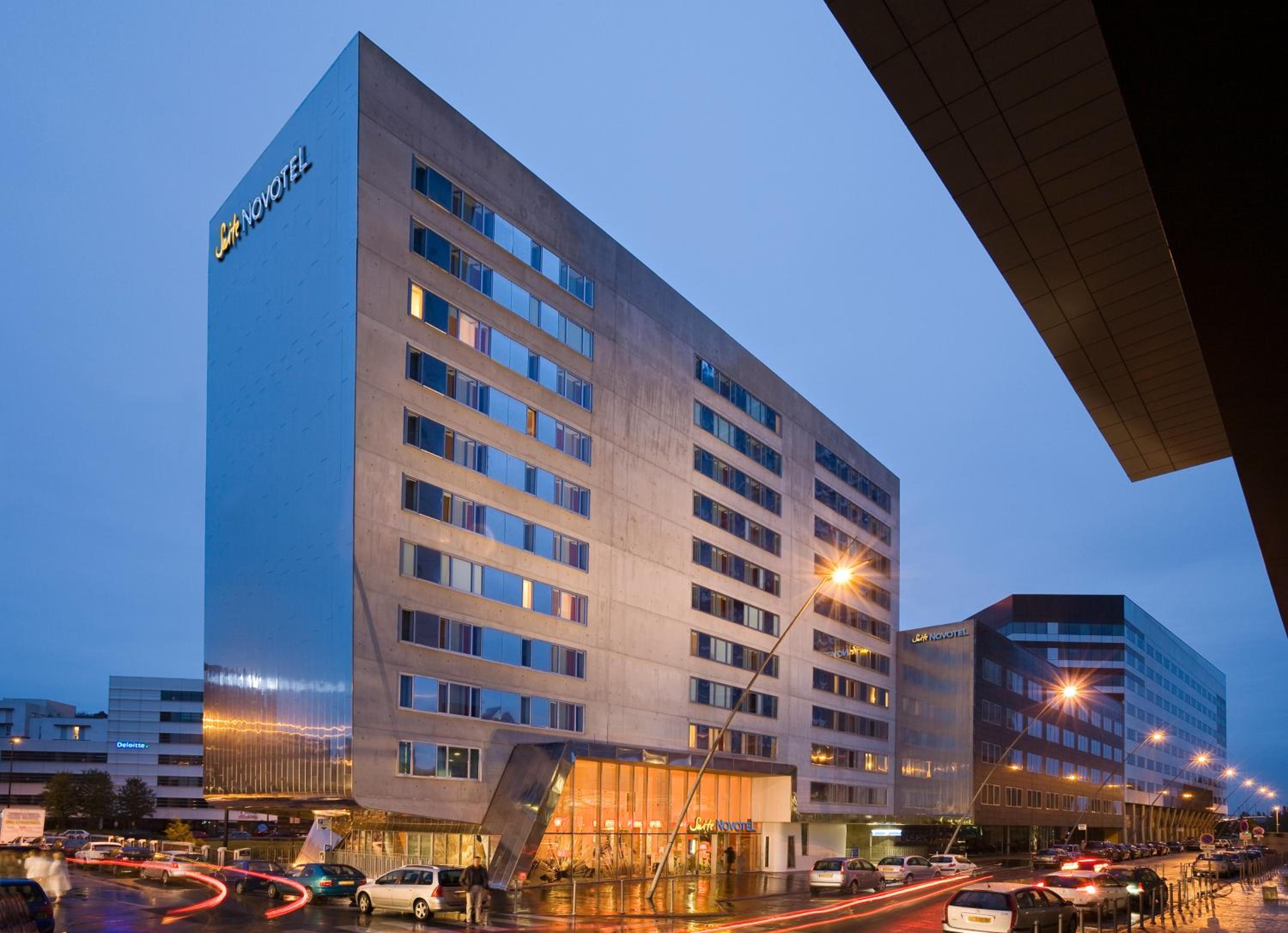 Hotel Novotel Suites Lille Europe - Image 1