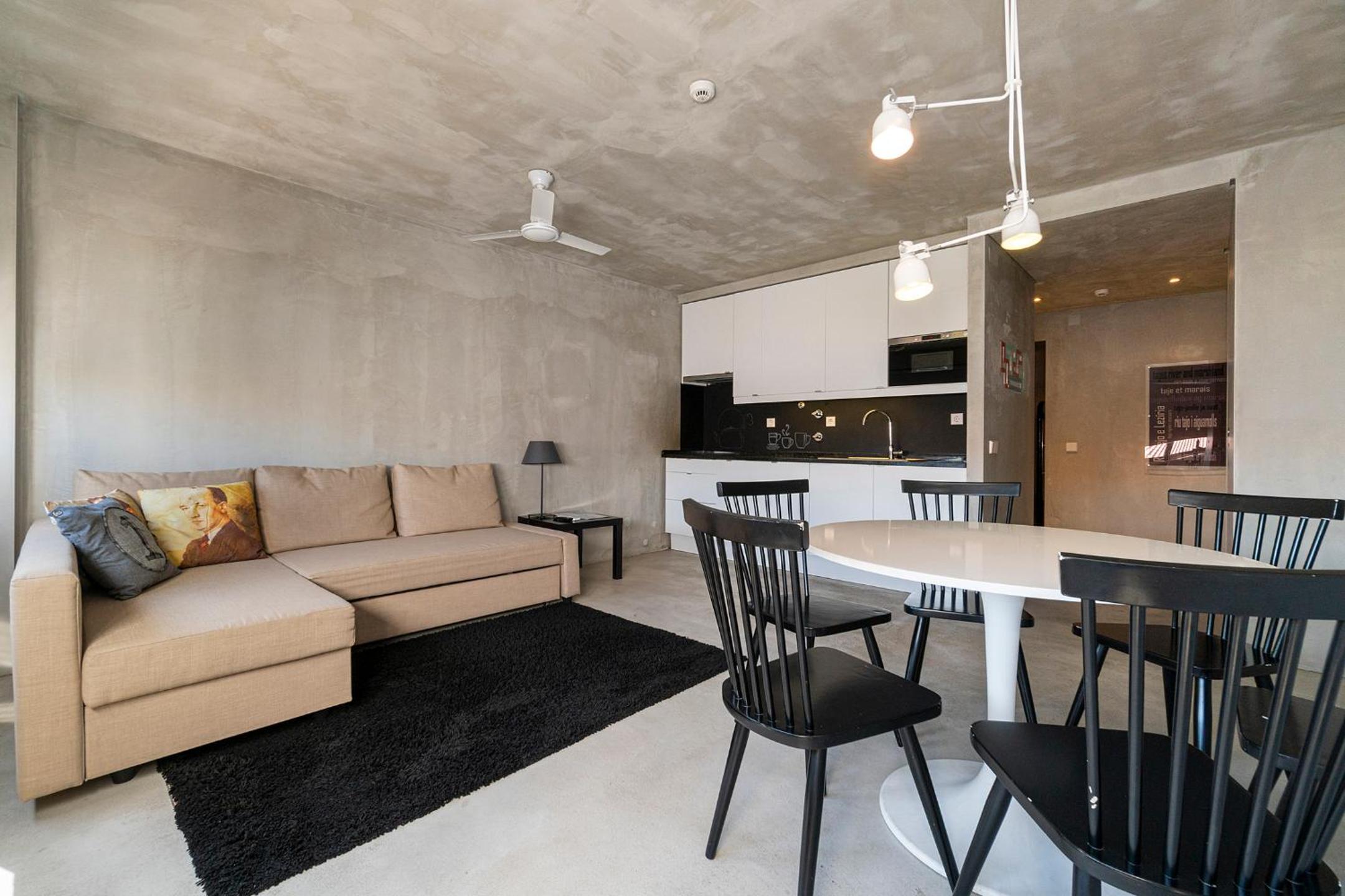 N1 Hostel Apartments and Suites
