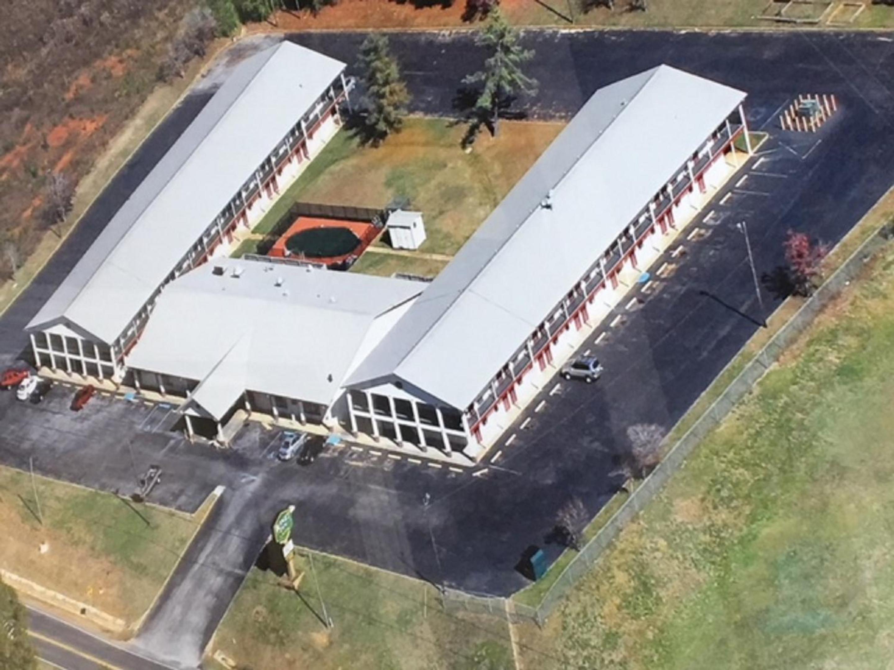 Suite Stay - Talladega, photo 26