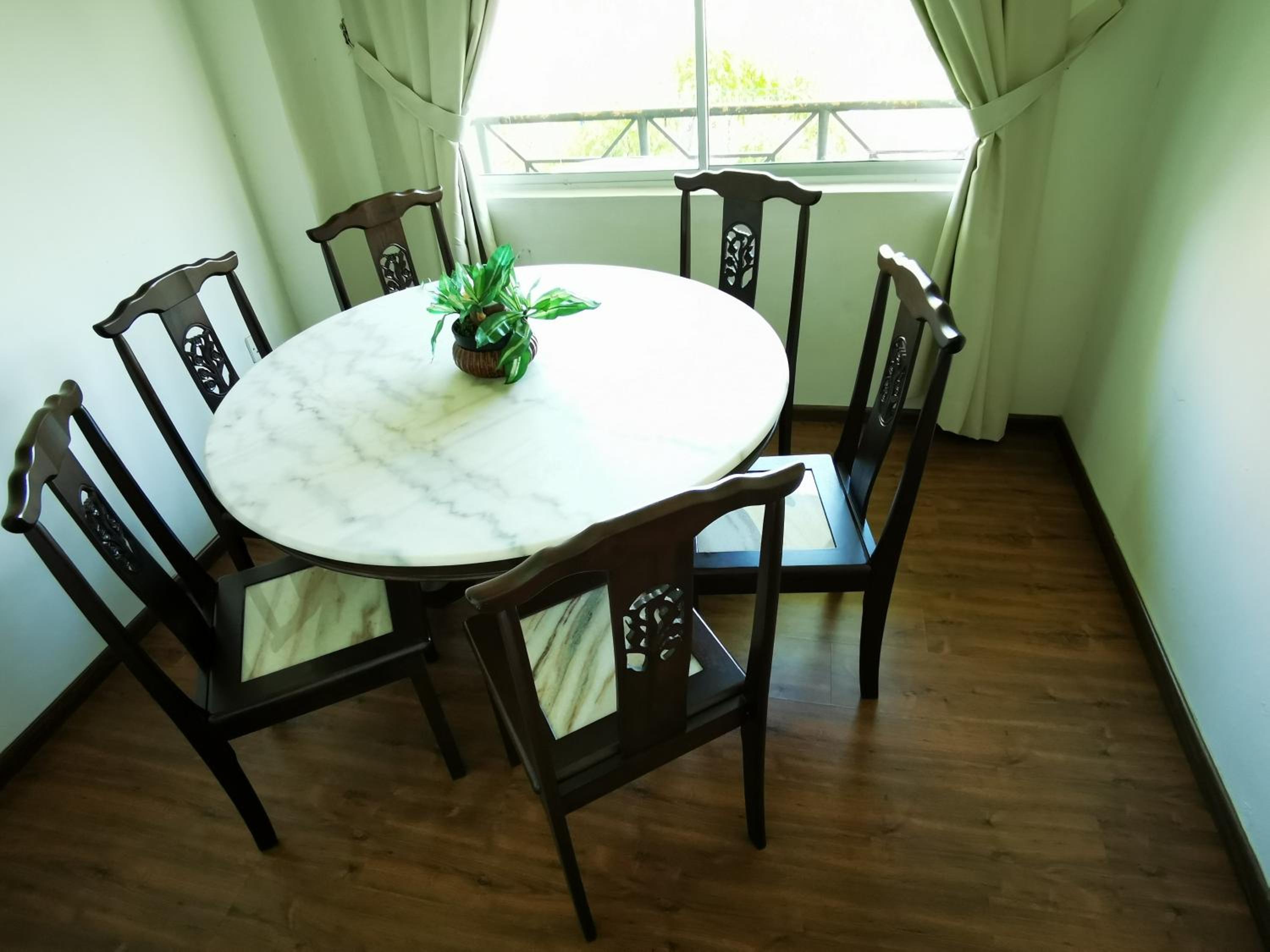 Natol Homestay - Kuching Home Penthouse Airport Road