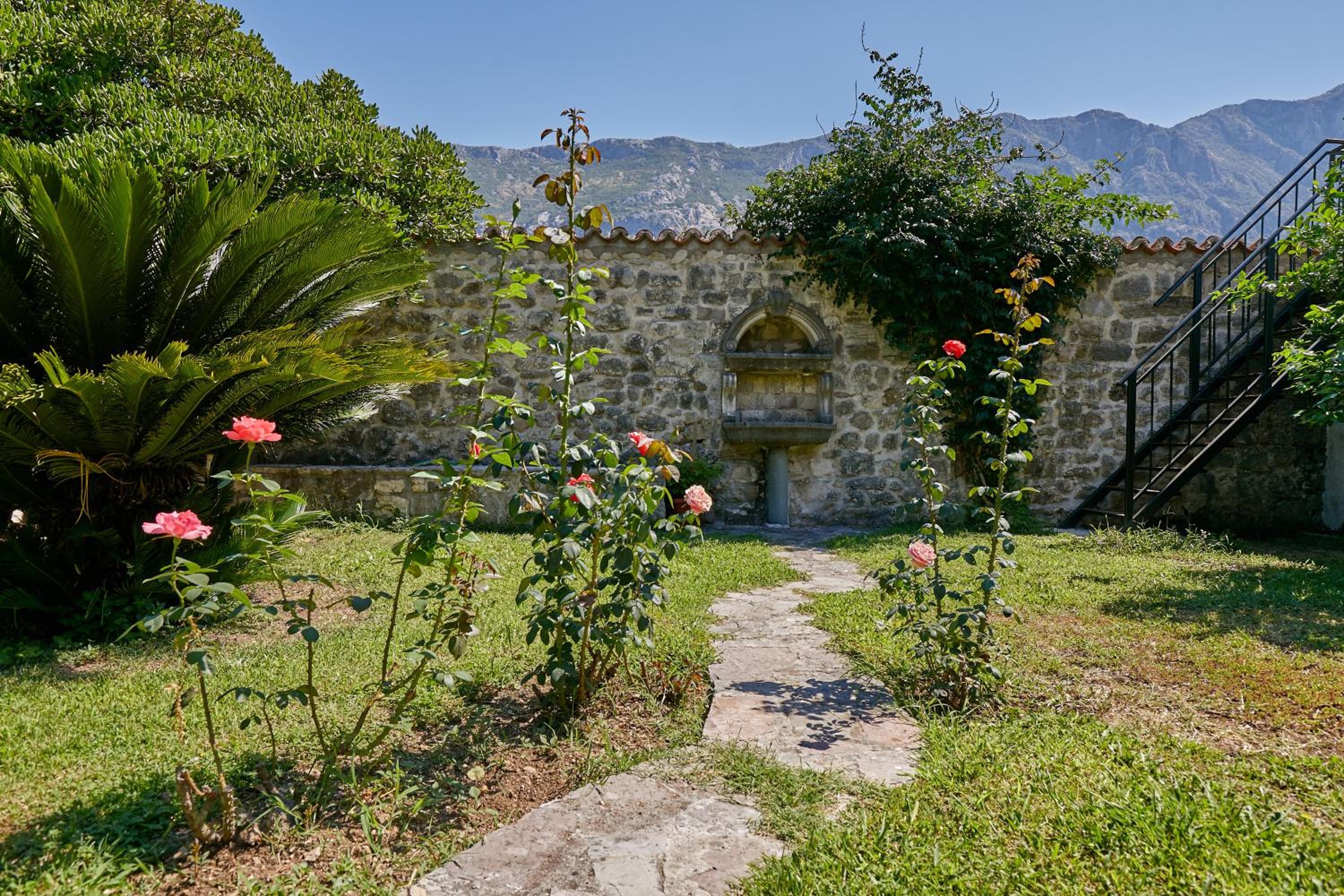 Photo 21