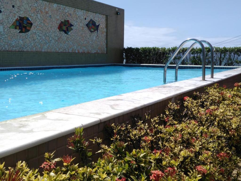LINDO APARTAMENTO COM VISTA - PRAIA DE PONTANEGRA