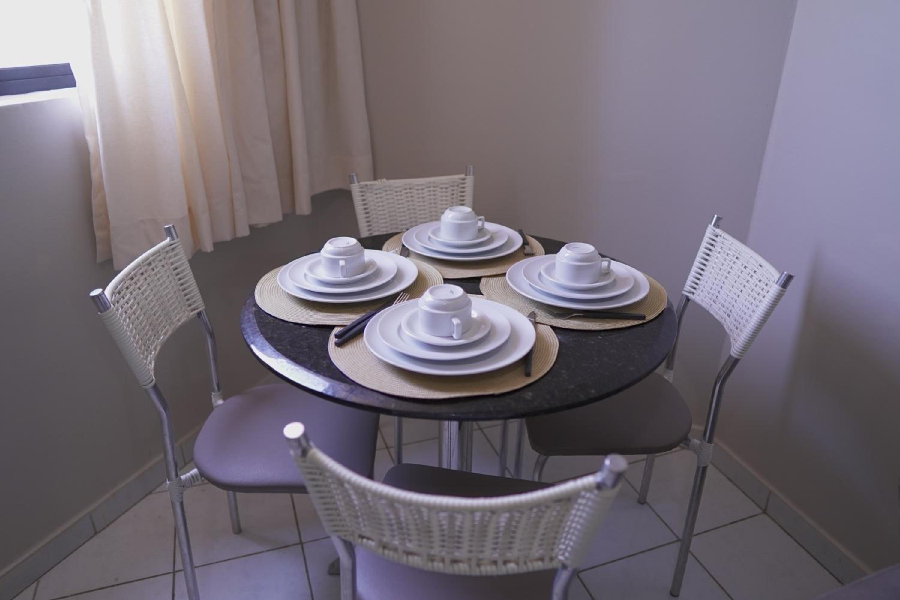 LINDO APARTAMENTO COM VISTA - PRAIA DE PONTANEGRA