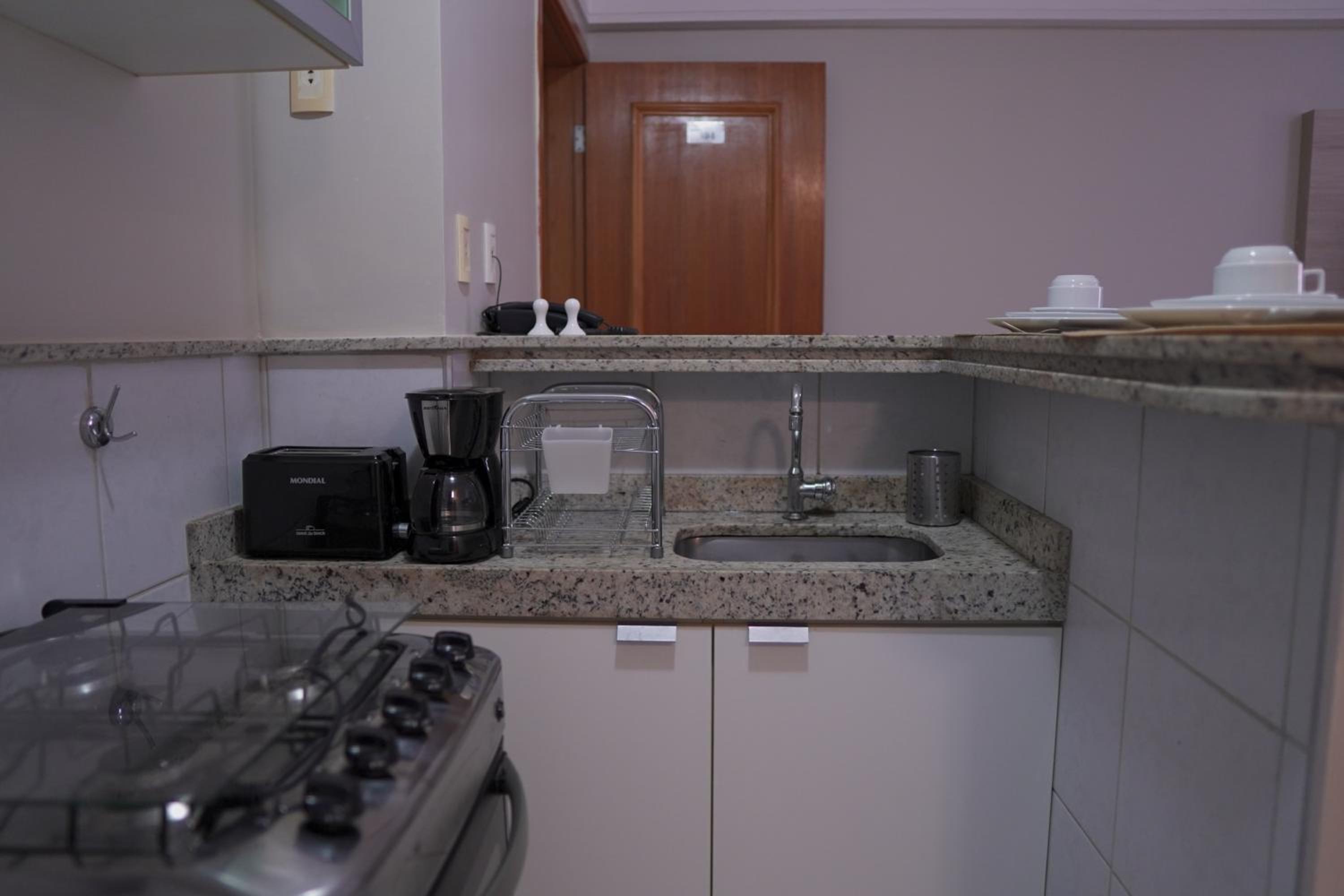 LINDO APARTAMENTO COM VISTA - PRAIA DE PONTANEGRA