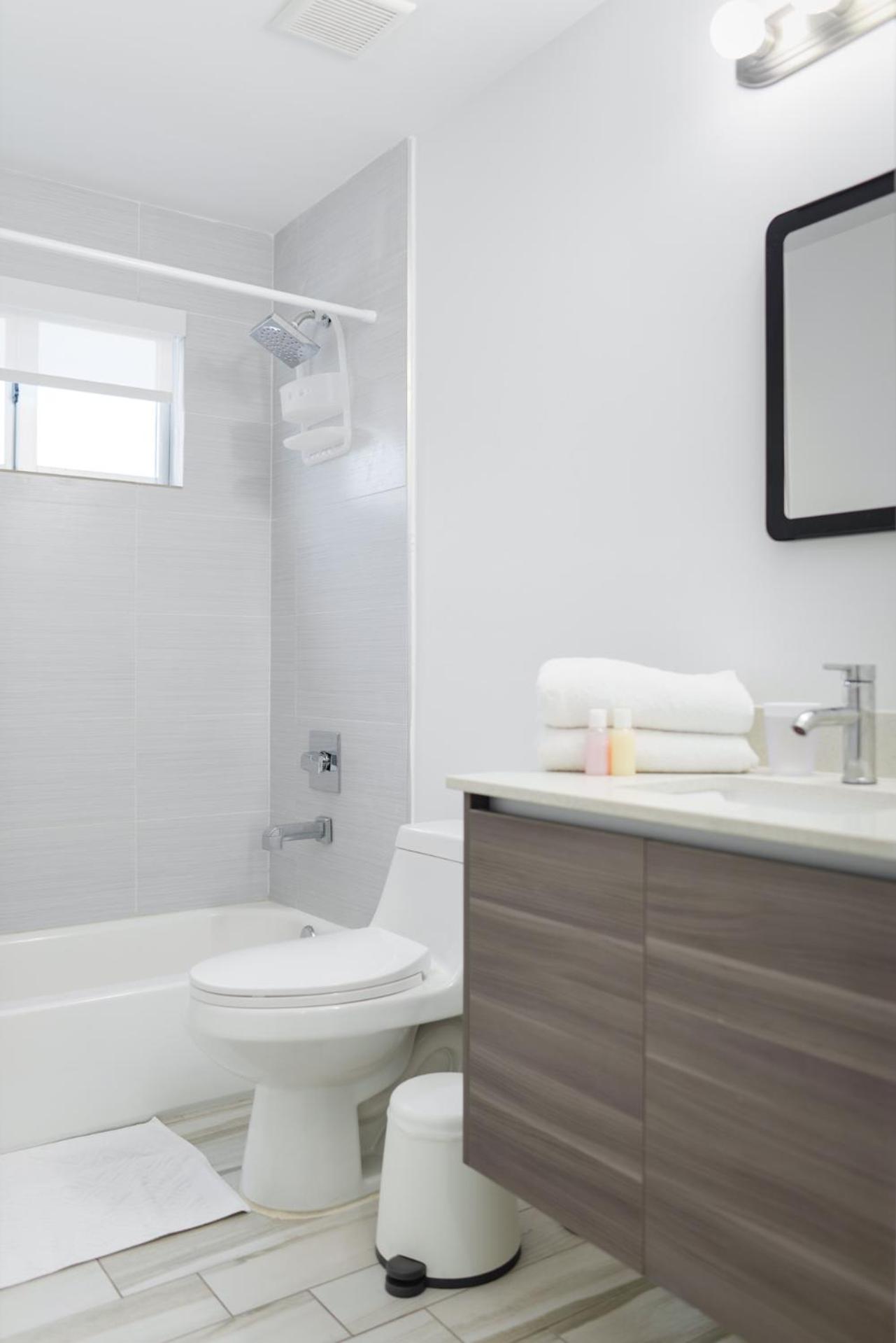 Amazing 2 BR Condo At Wynwood With Parking