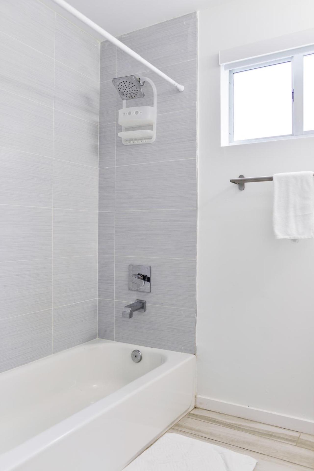 Amazing 2 BR Condo At Wynwood With Parking
