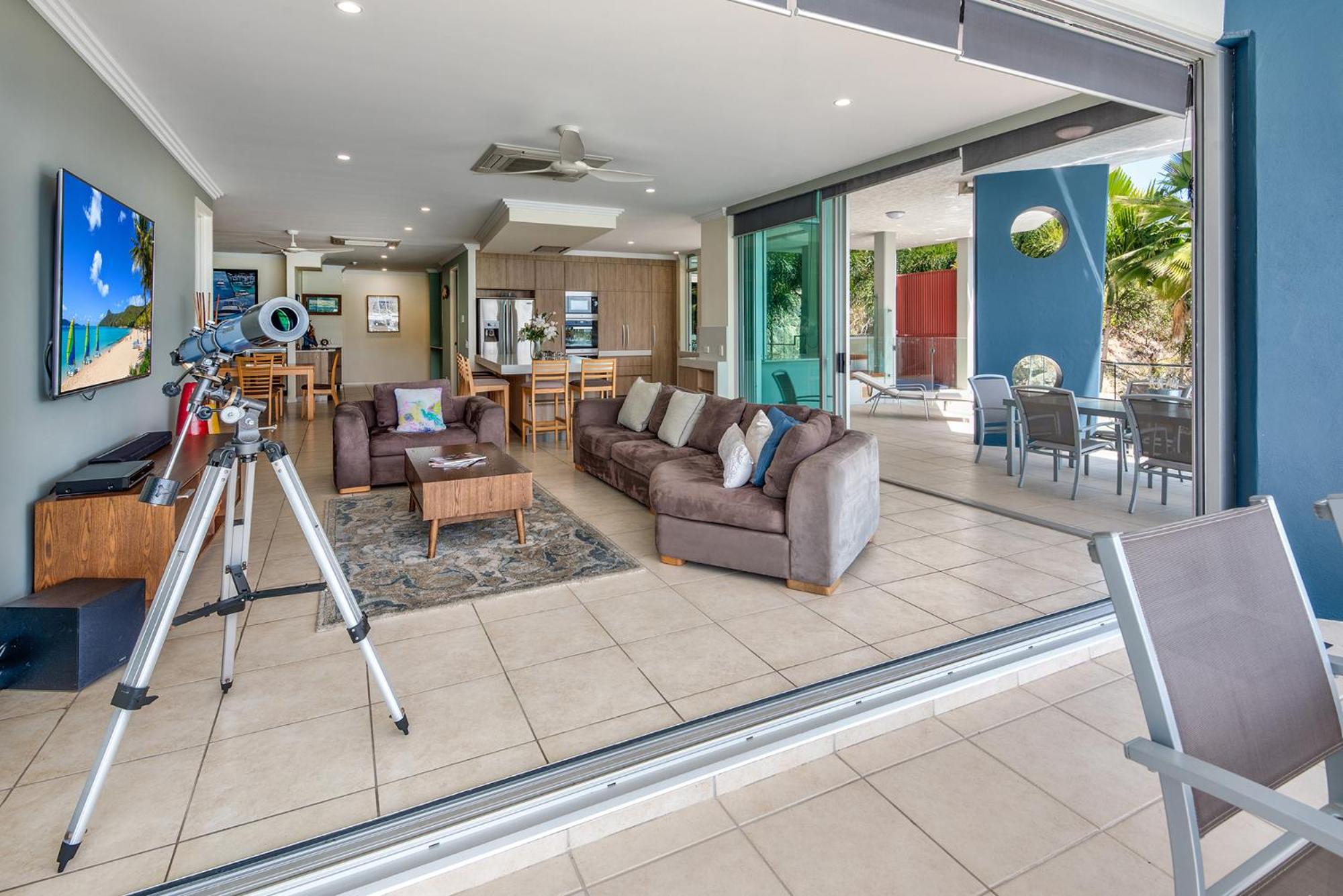 Pavillions on Hamilton Island by HIHA