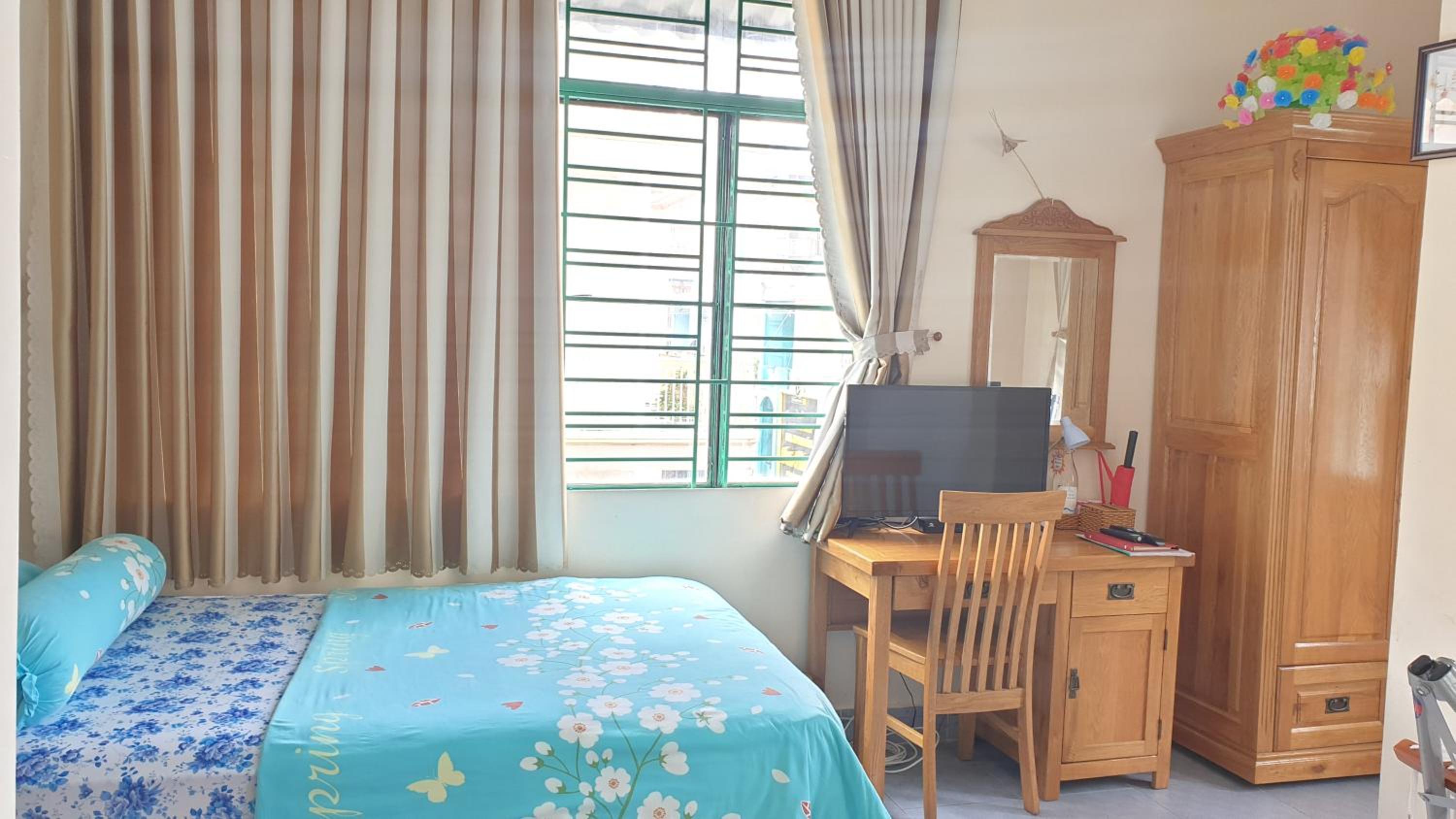 Winter Spring Homestay