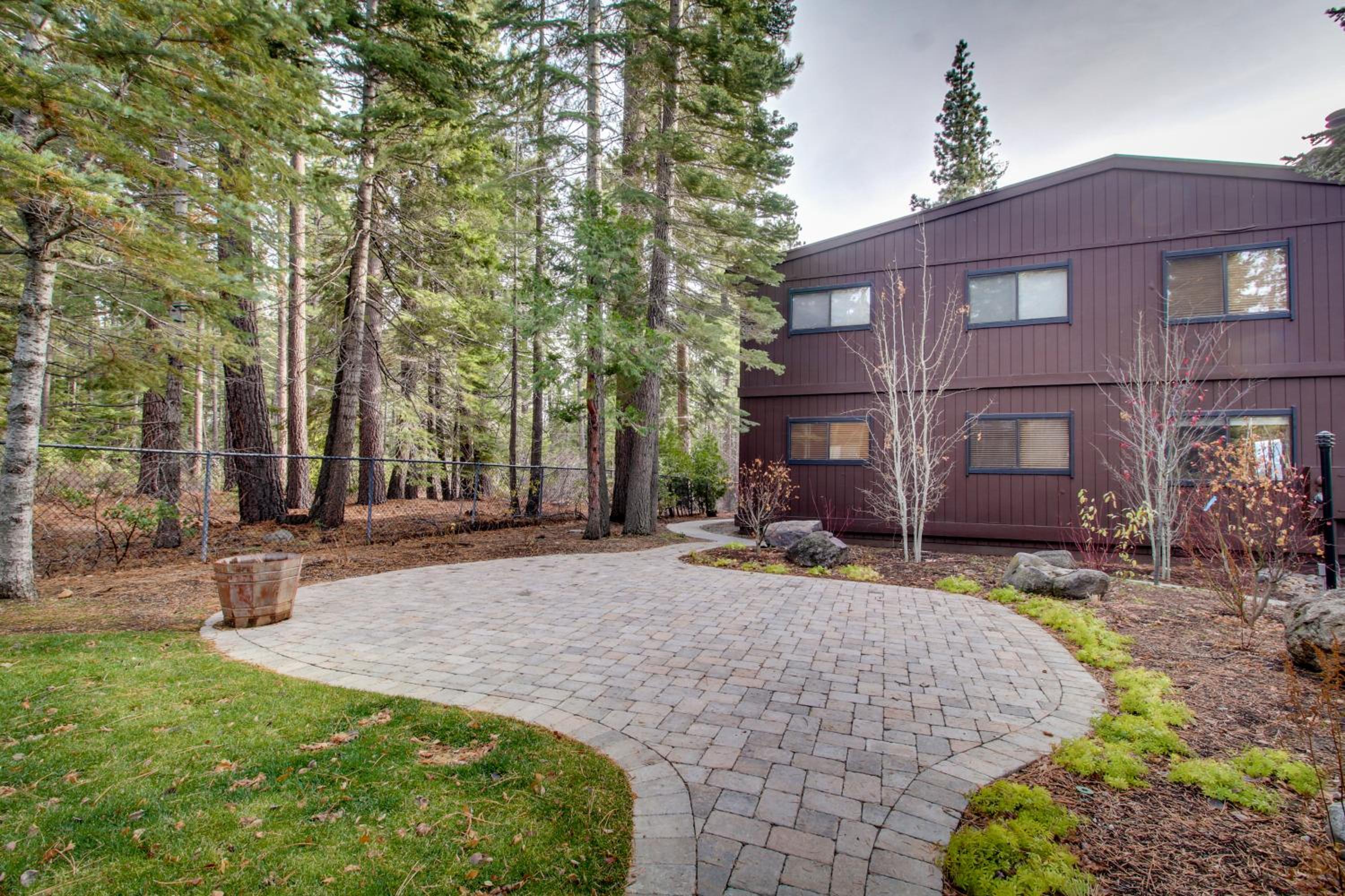 Hotel Tahoe City Retreat