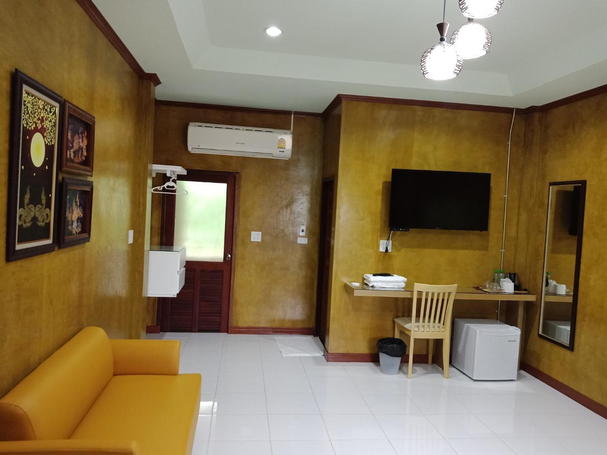 Photo 16