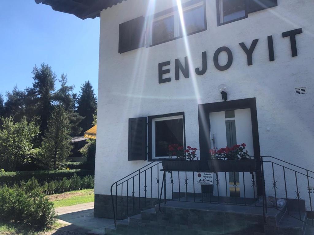 Enjoyit Velden West