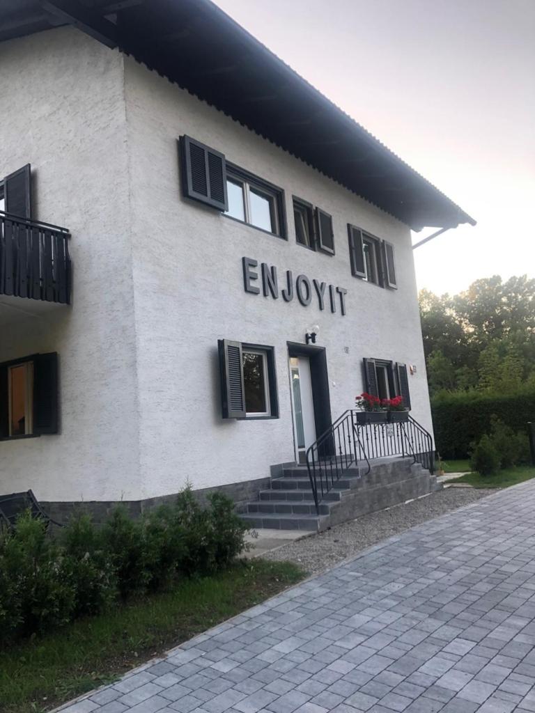 Enjoyit Velden West