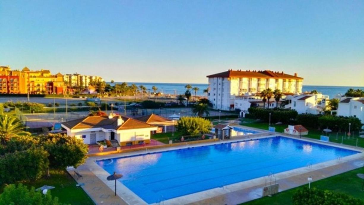 Apto. Urbanización Laguna Beach, 1ª línea de playa view 5