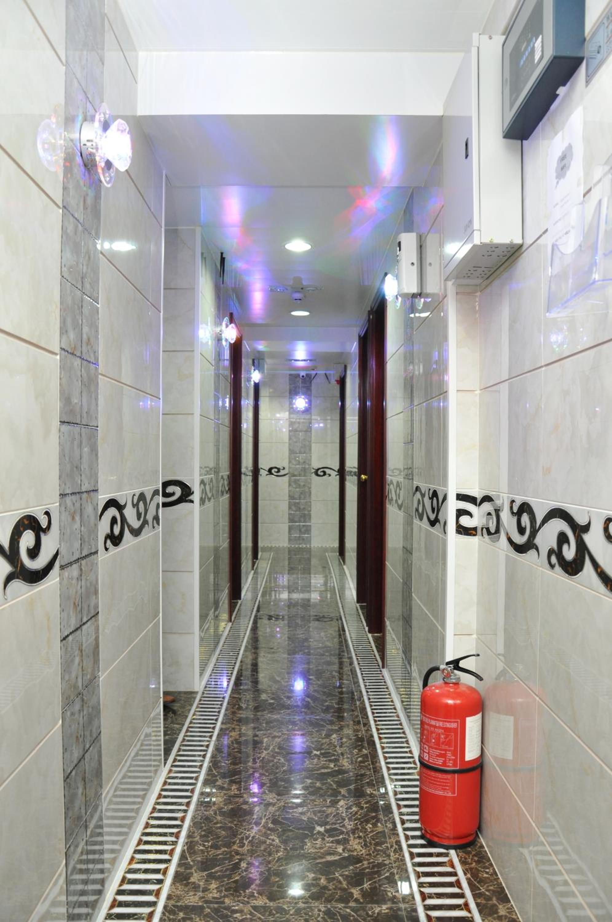 Pearl Premium Guest House(10/F)